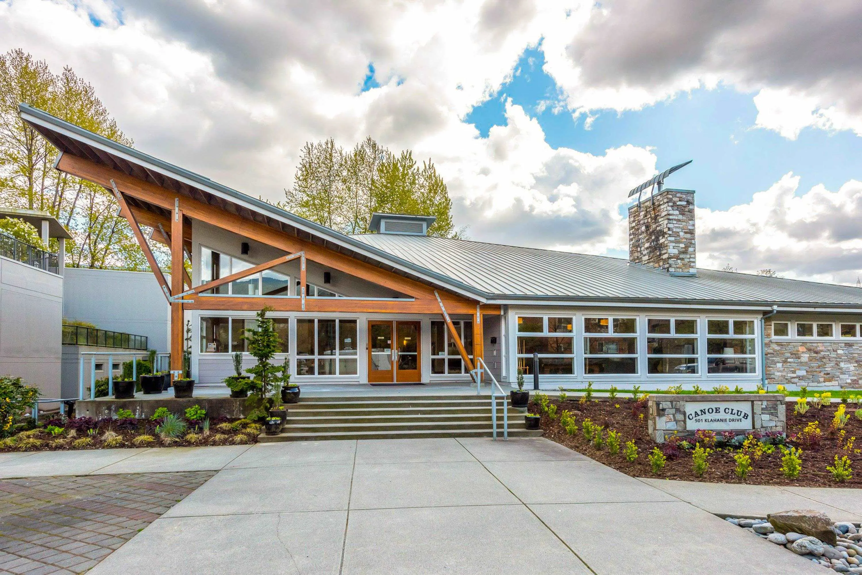 2003 660 Nootka Way