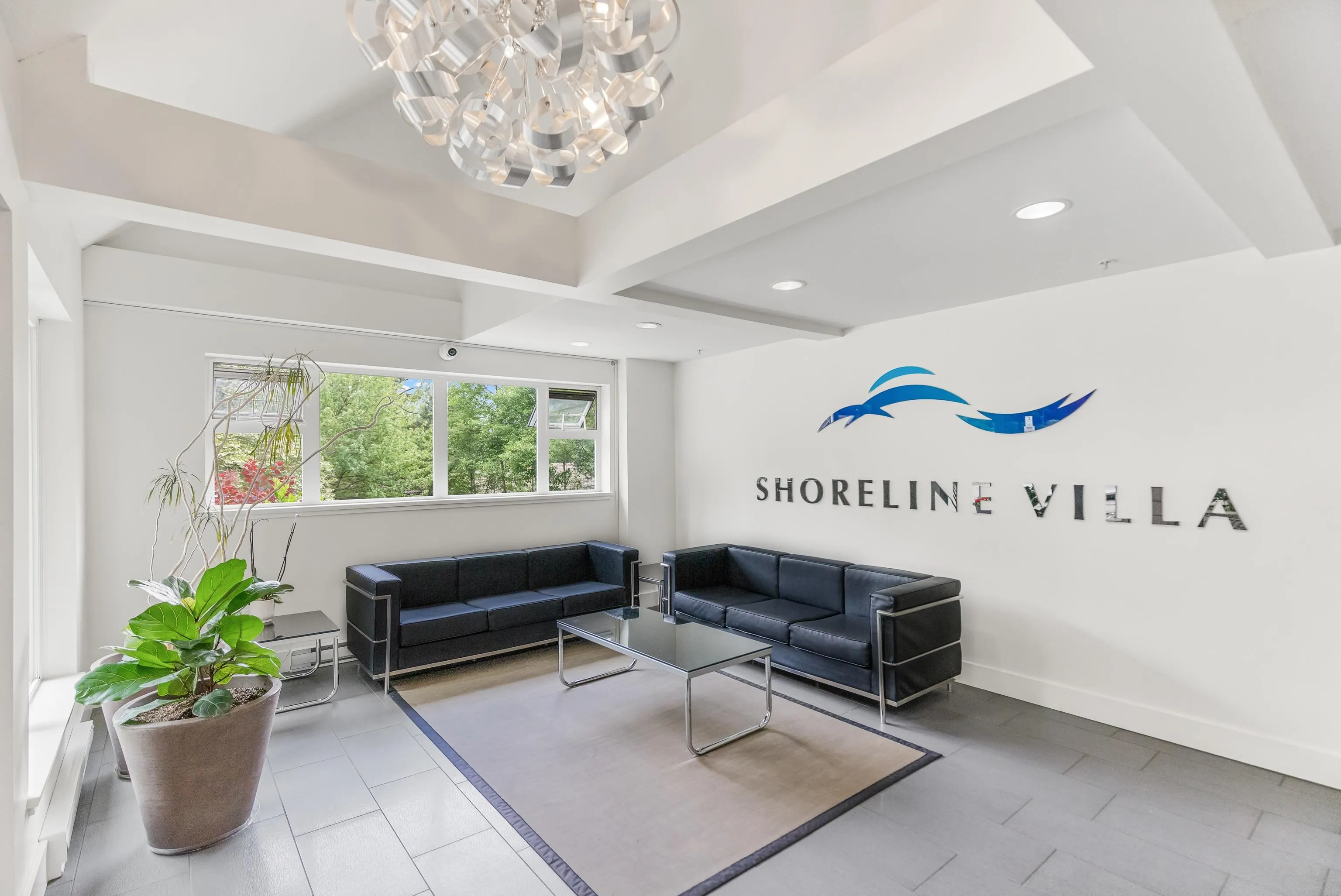 109 160 Shoreline Circle