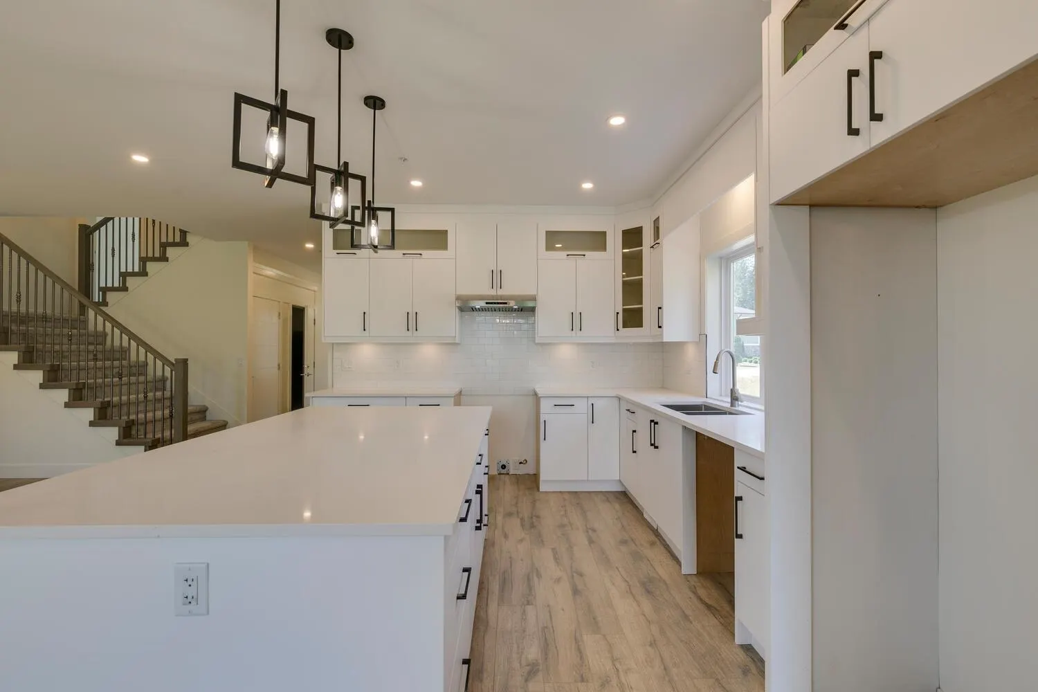 60 14550 Morris Valley Road