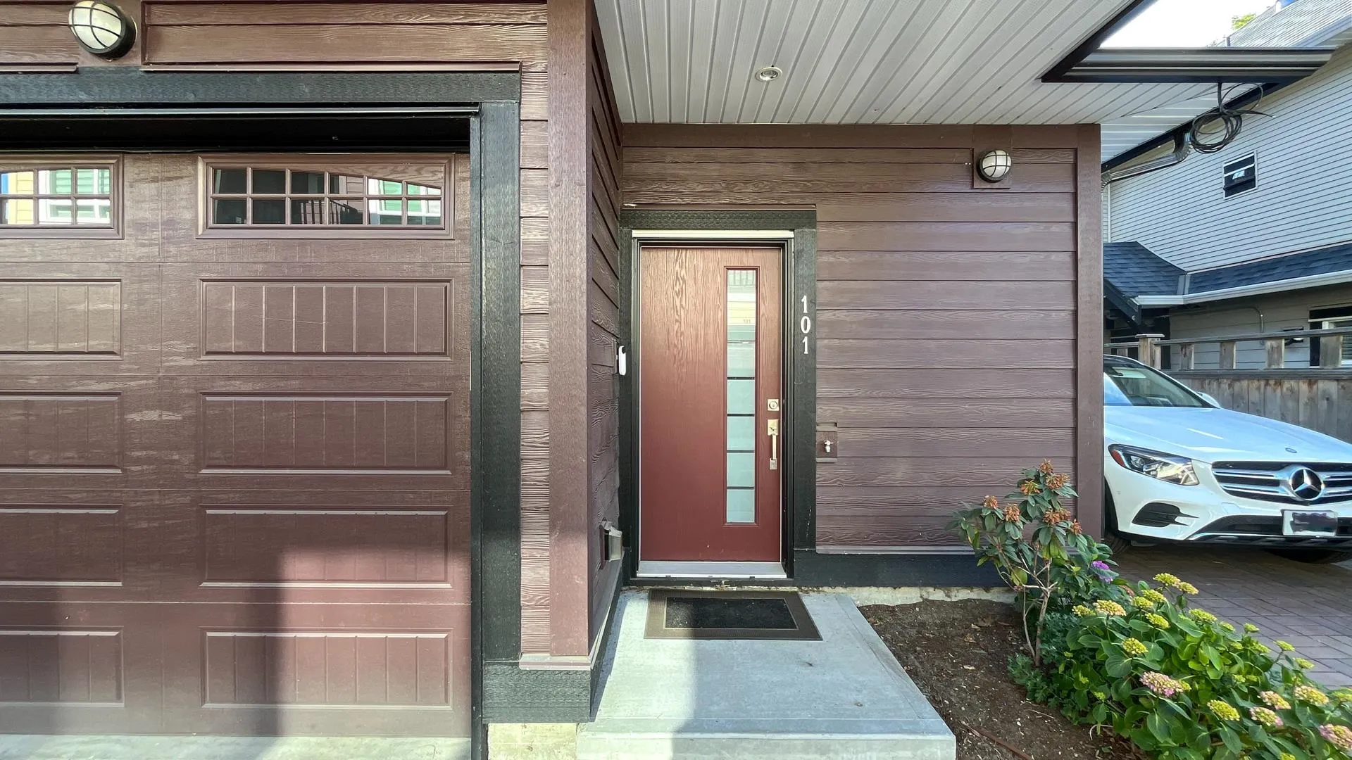 101 6571 No. 4 Road