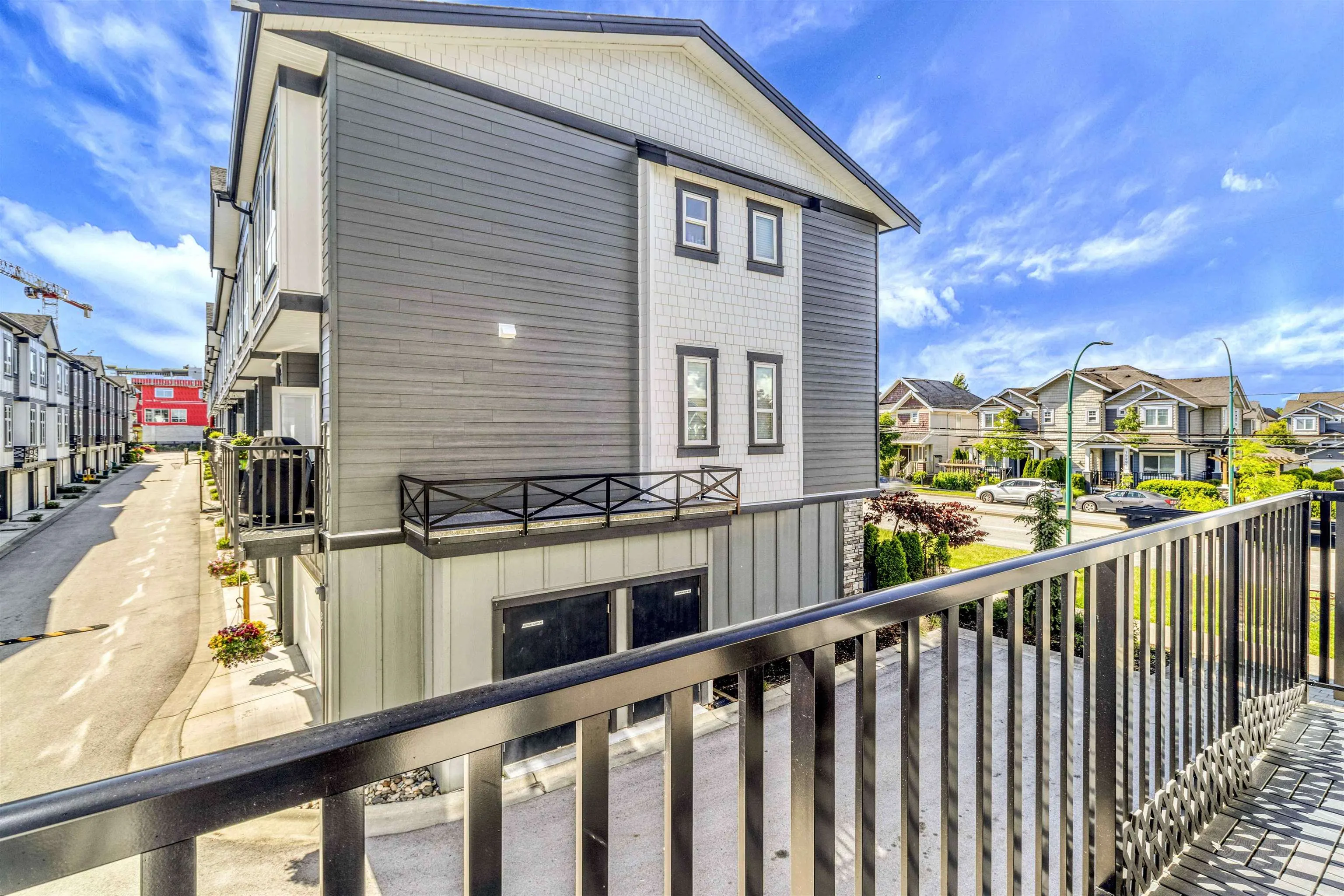 37 19255 Aloha Drive