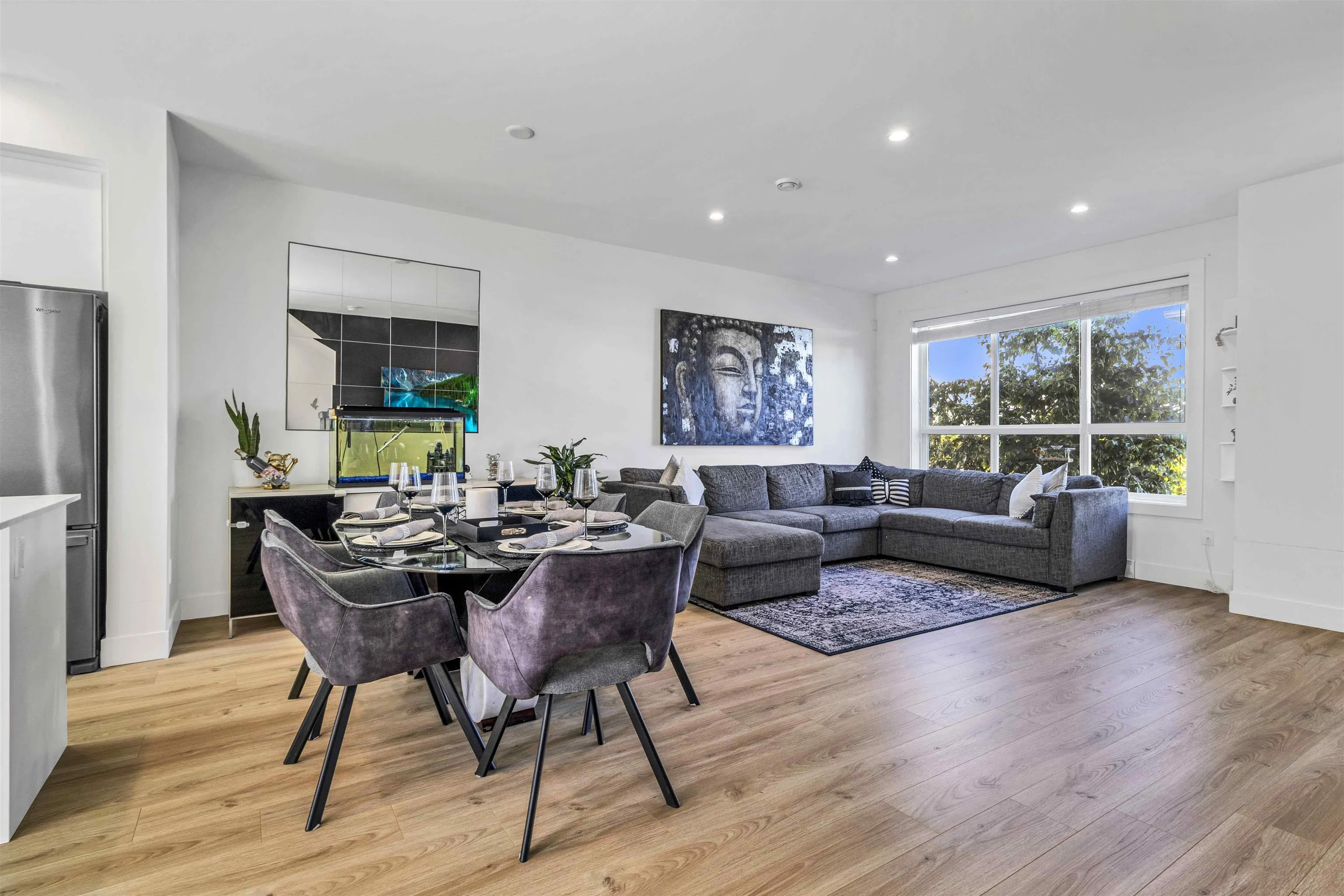37 19255 Aloha Drive