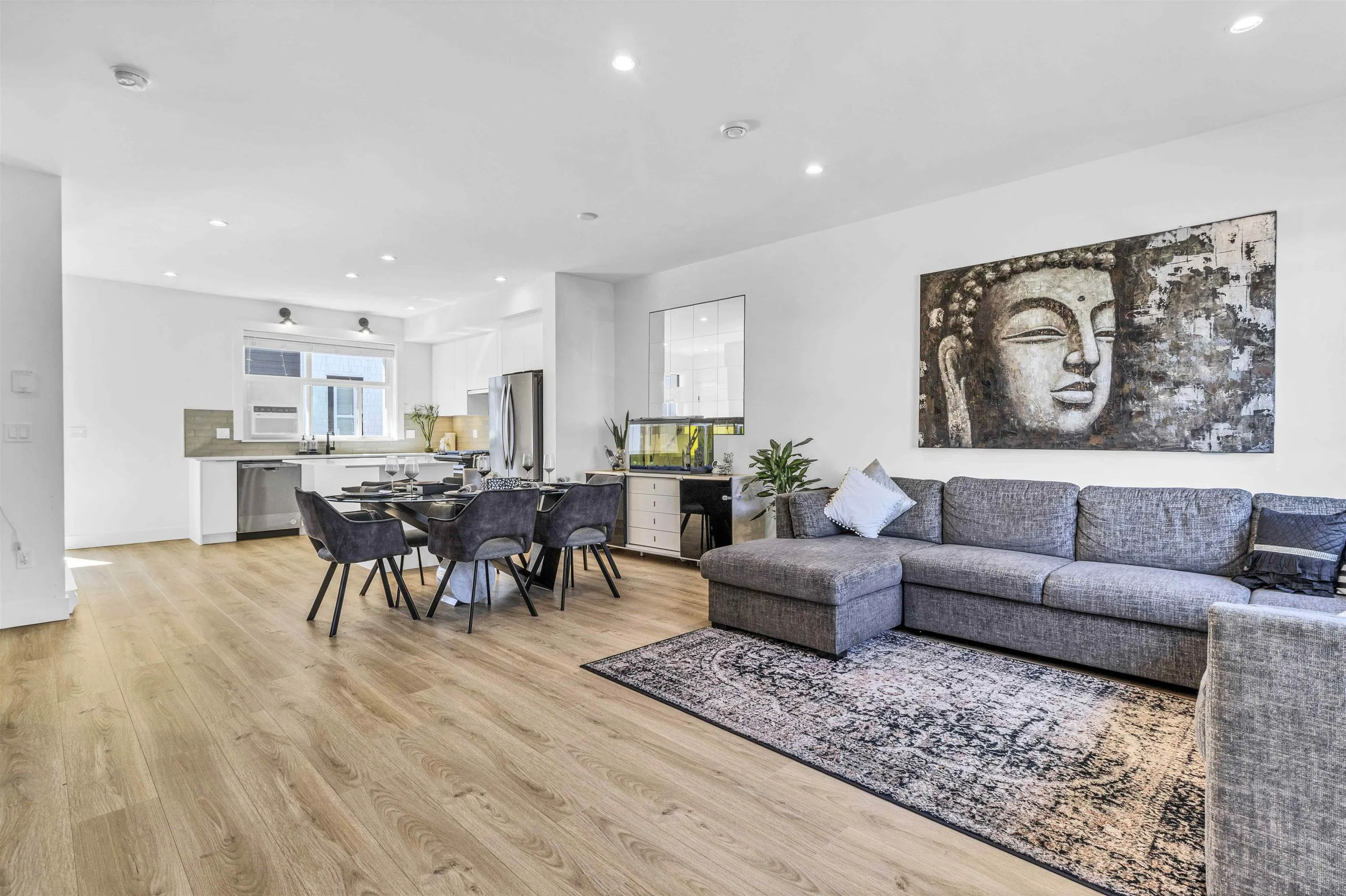 37 19255 Aloha Drive