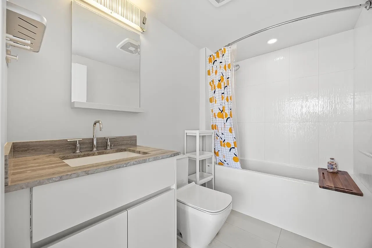 1312 7988 Ackroyd Road