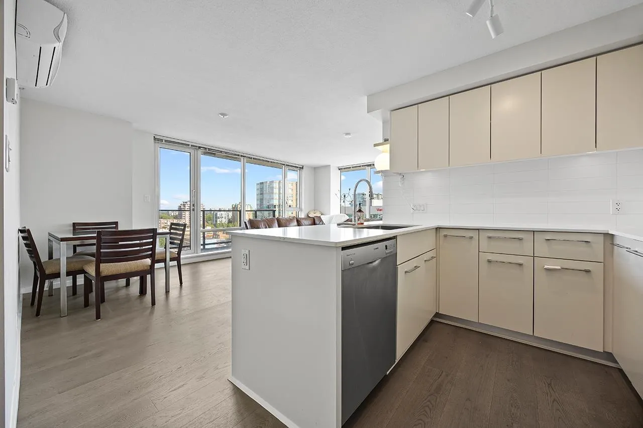 1312 7988 Ackroyd Road