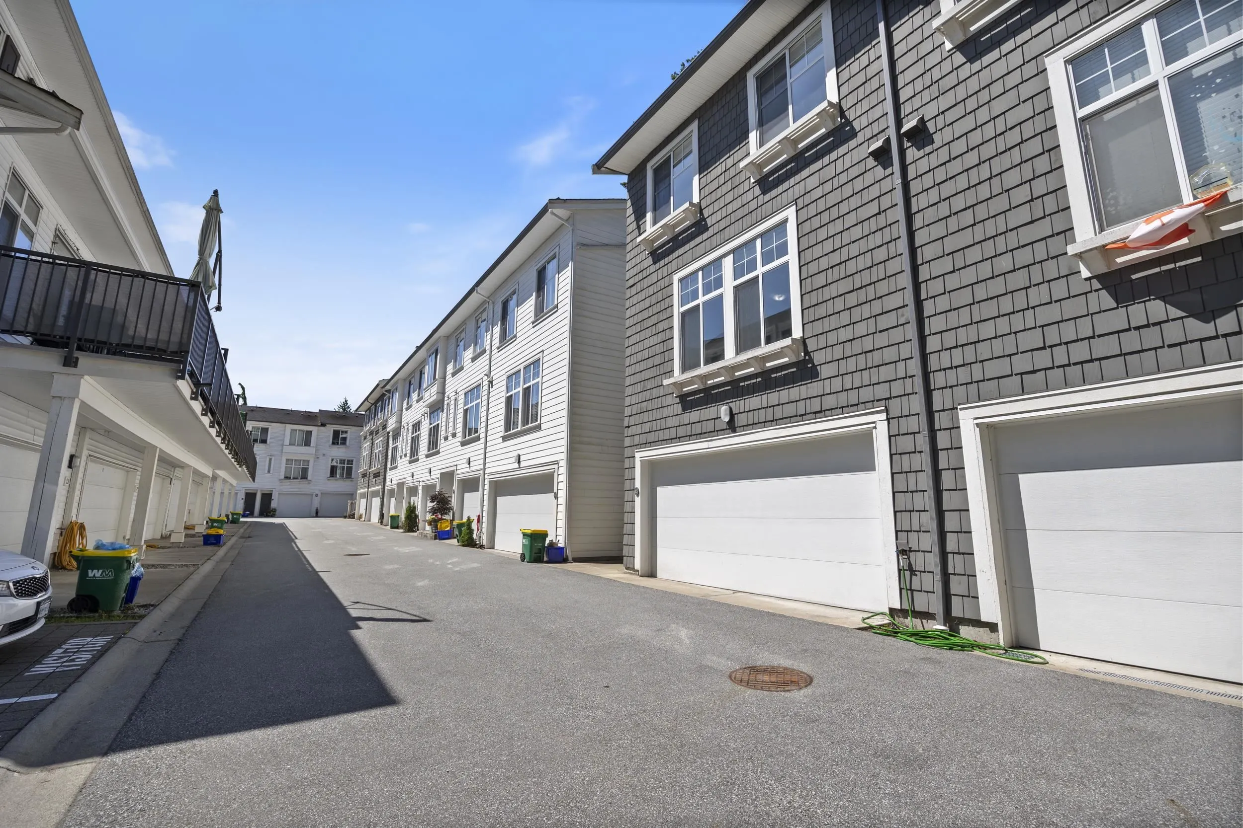 15 10433 158 Street