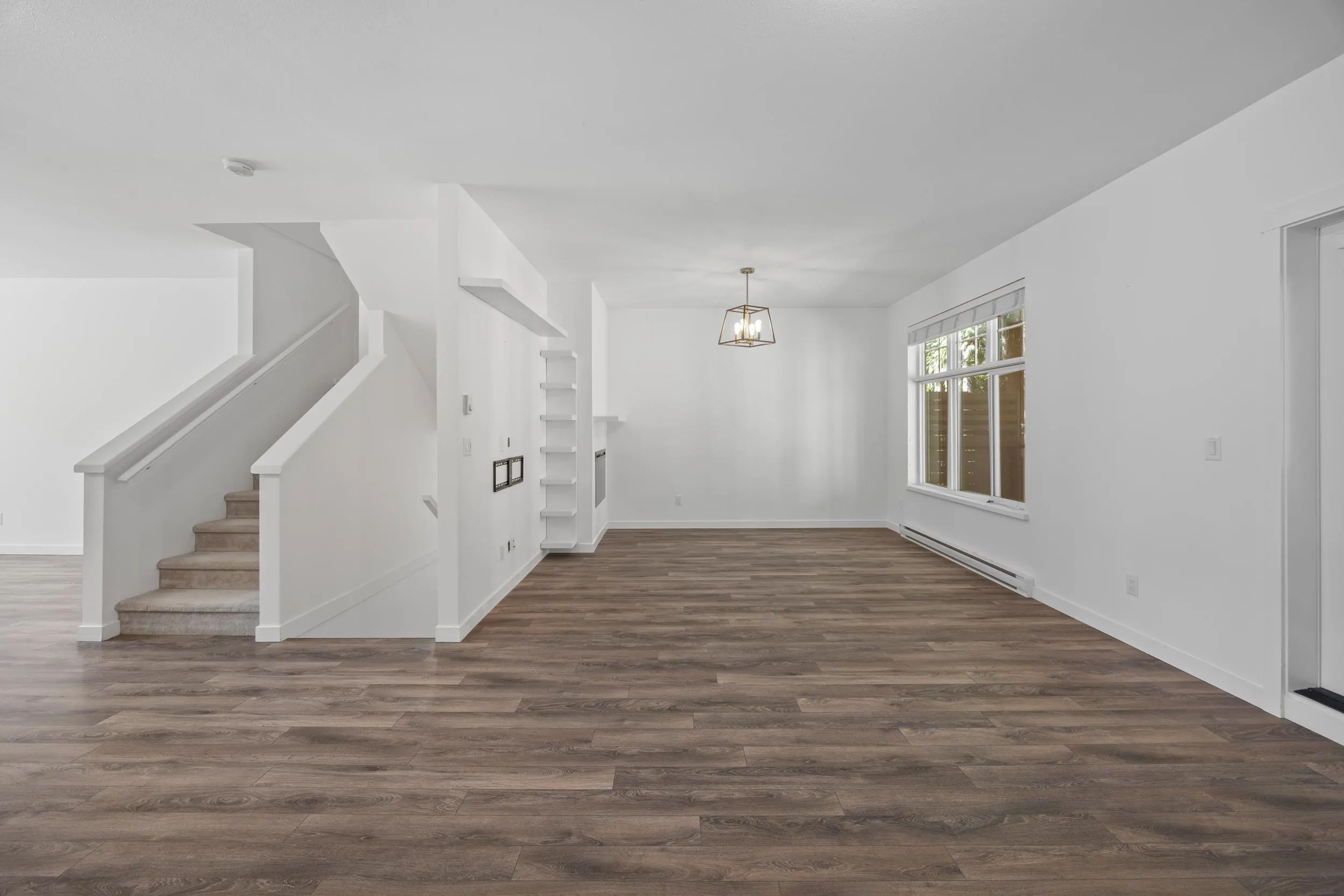 15 10433 158 Street