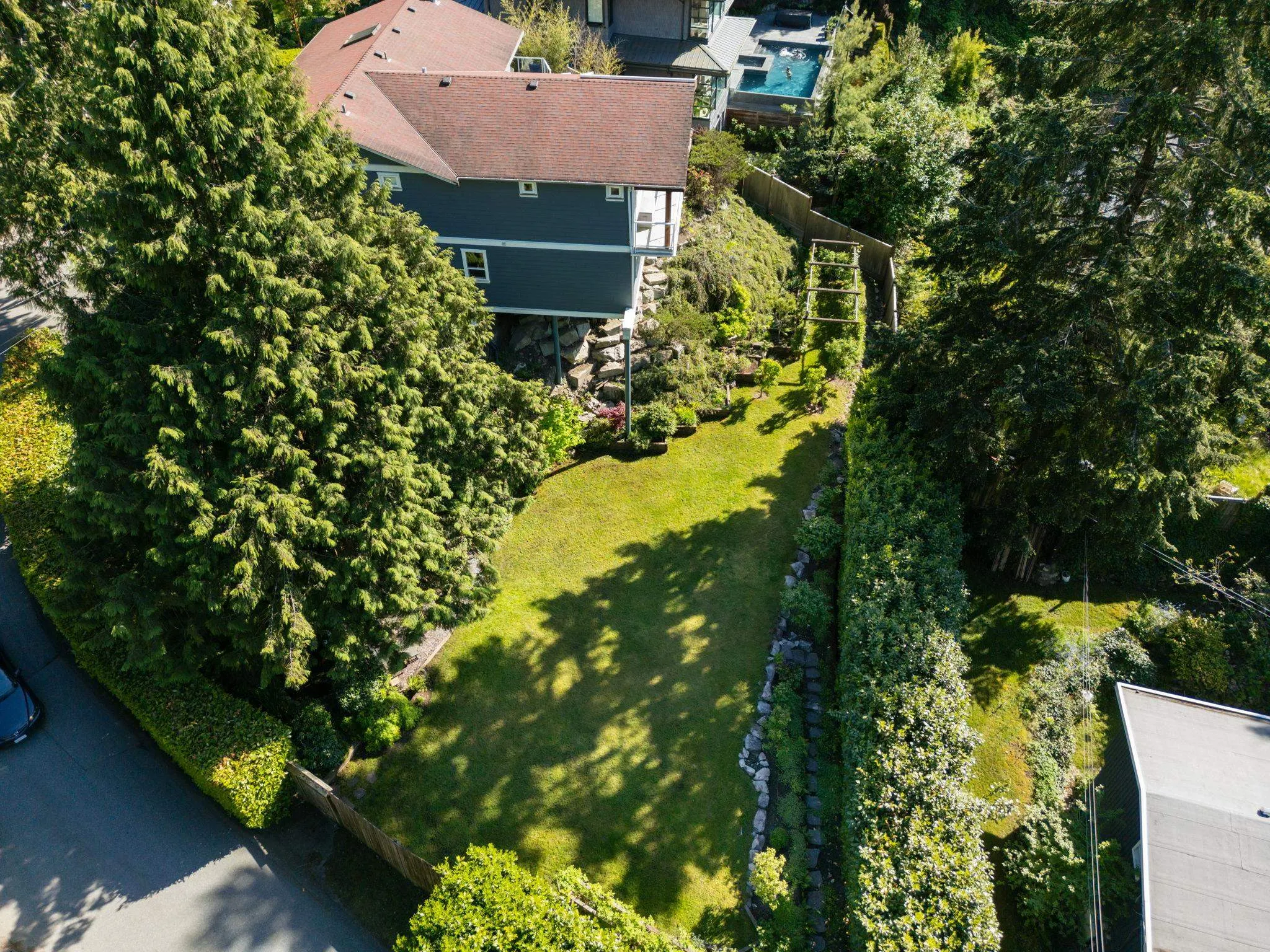 5755 Telegraph Trail