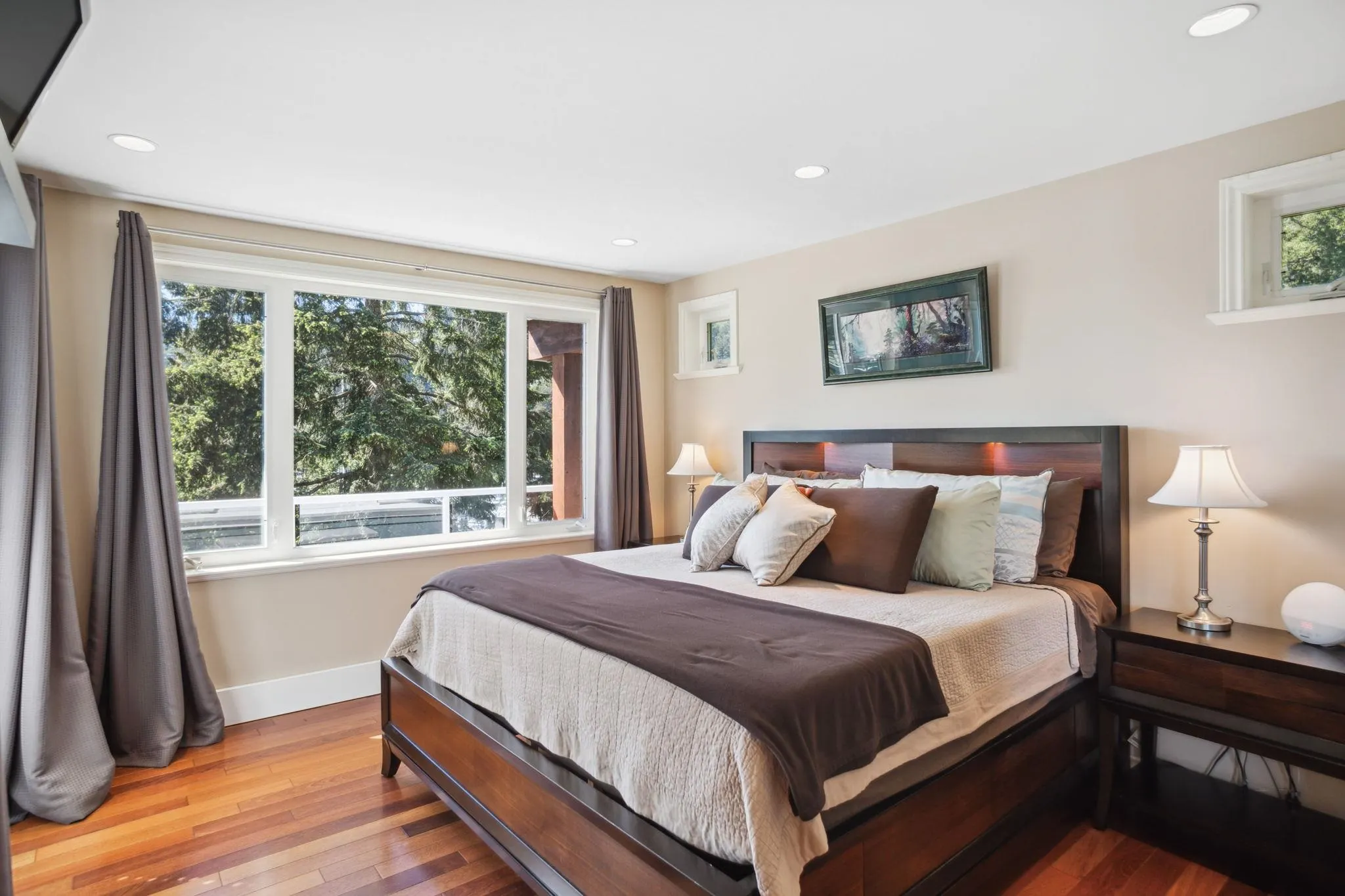 5755 Telegraph Trail