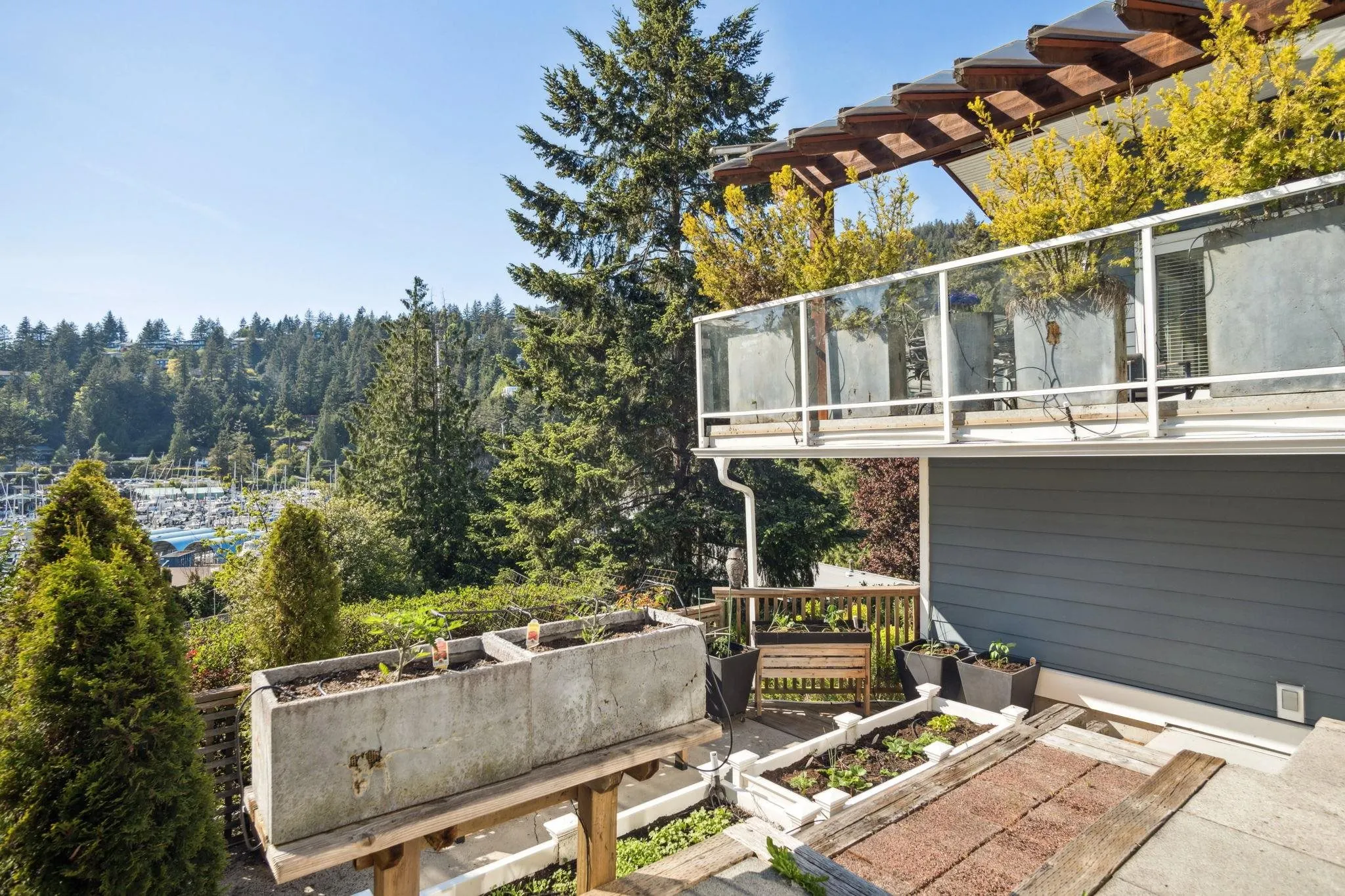 5755 Telegraph Trail