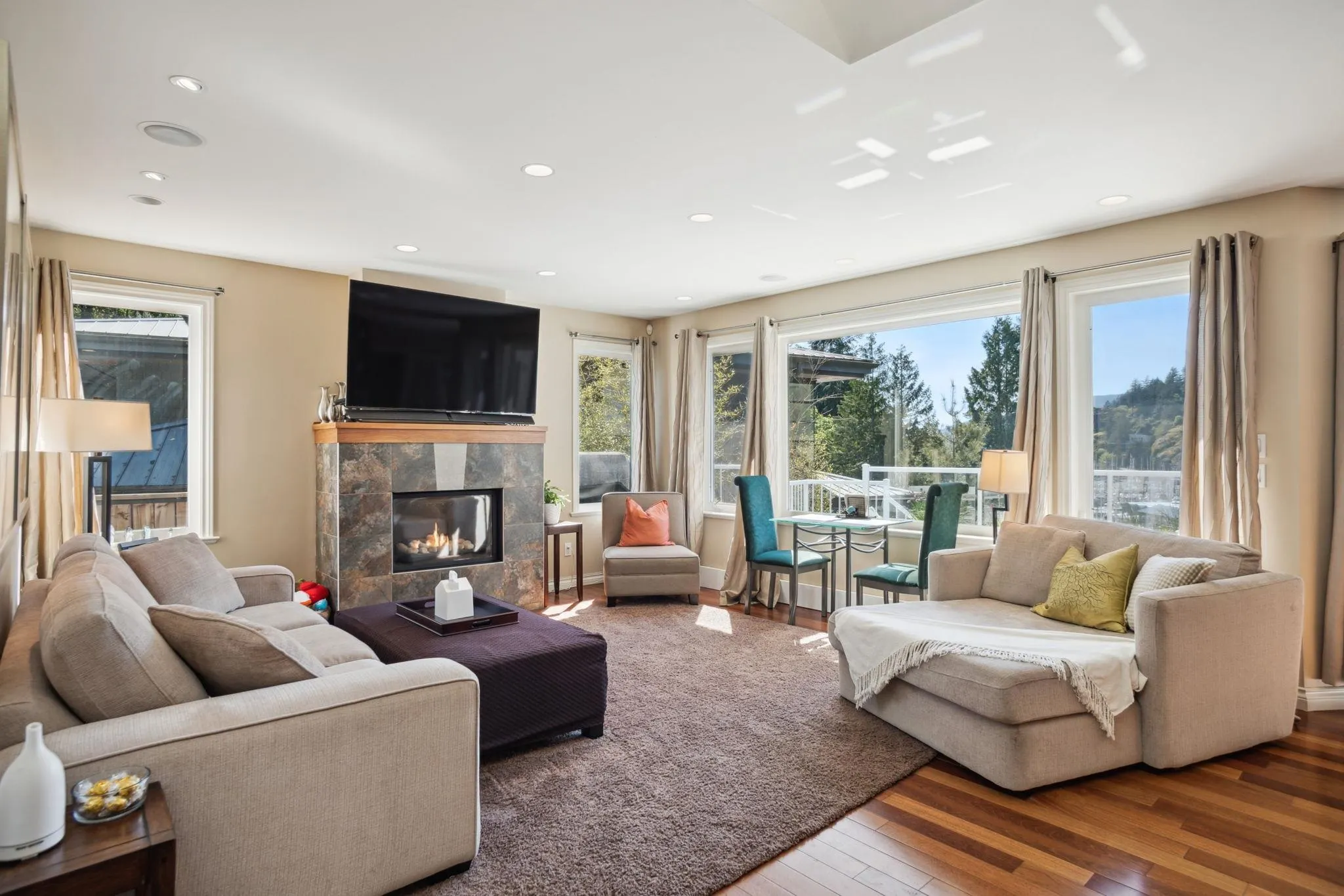 5755 Telegraph Trail