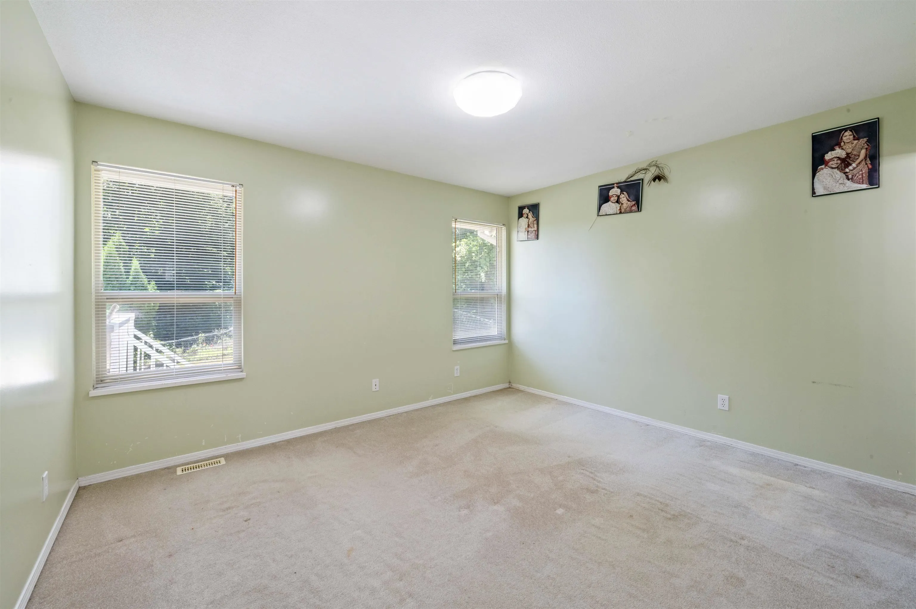 3184 Siskin Court