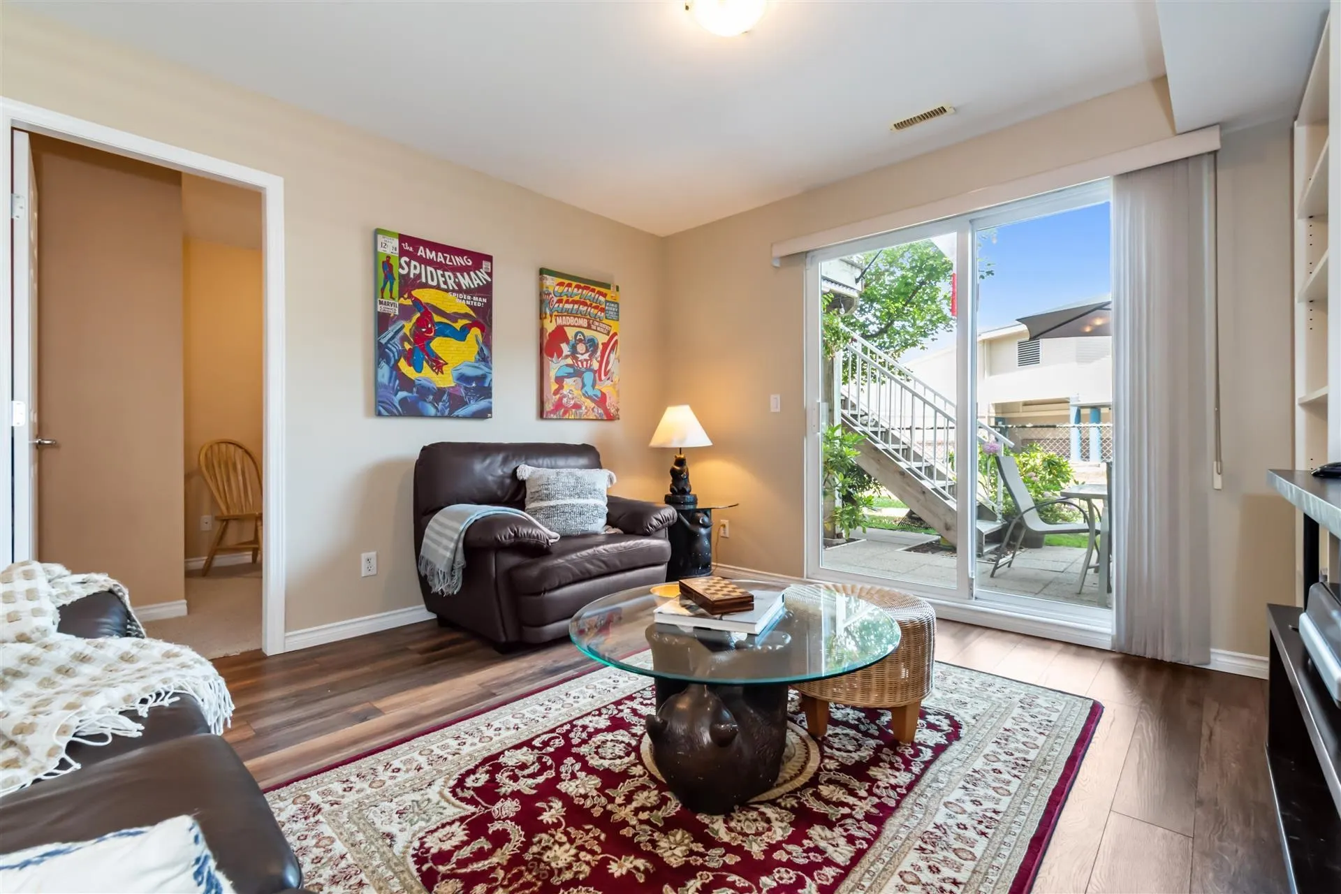 32 1108 Riverside Close
