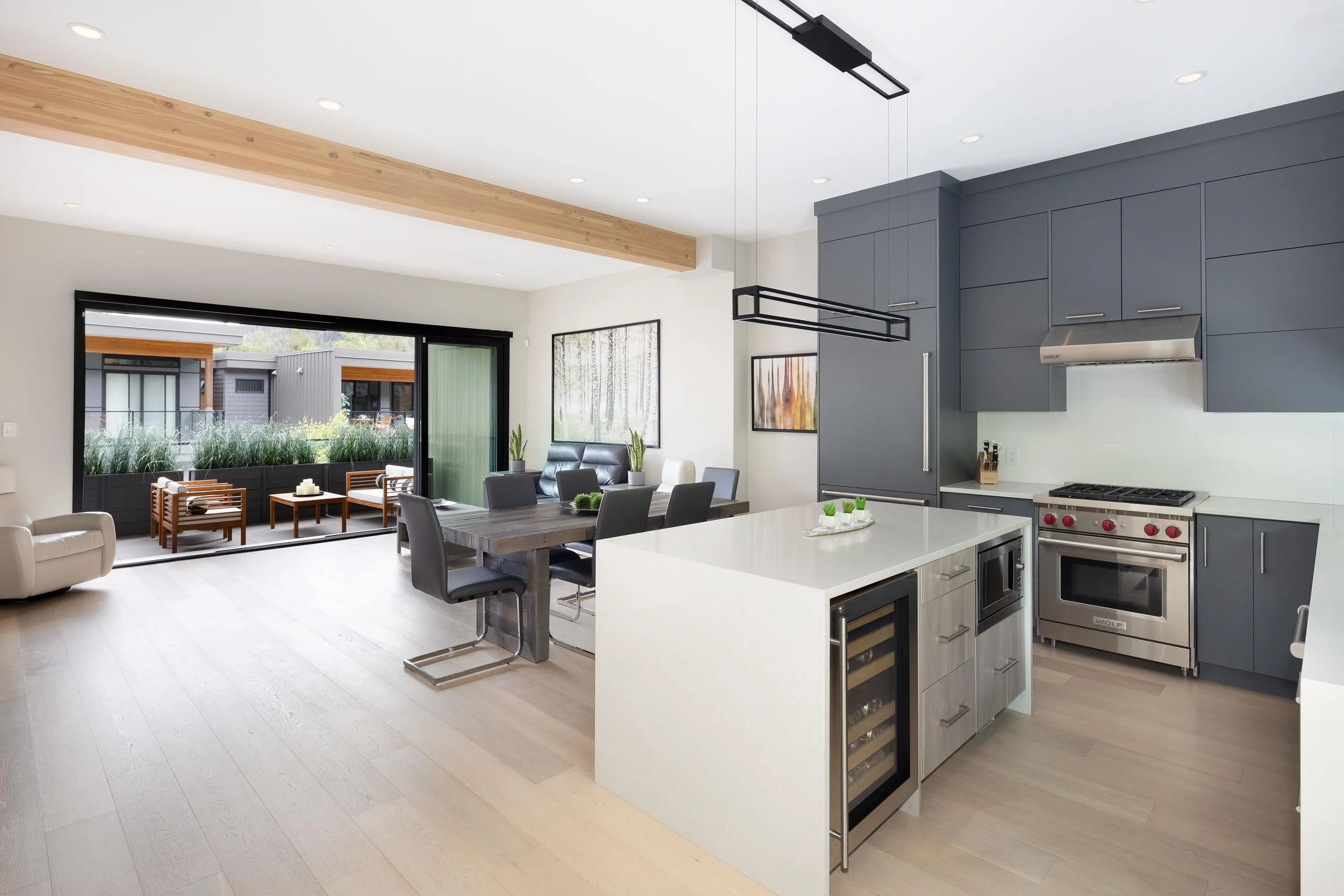 8 1350 Cloudburst Drive