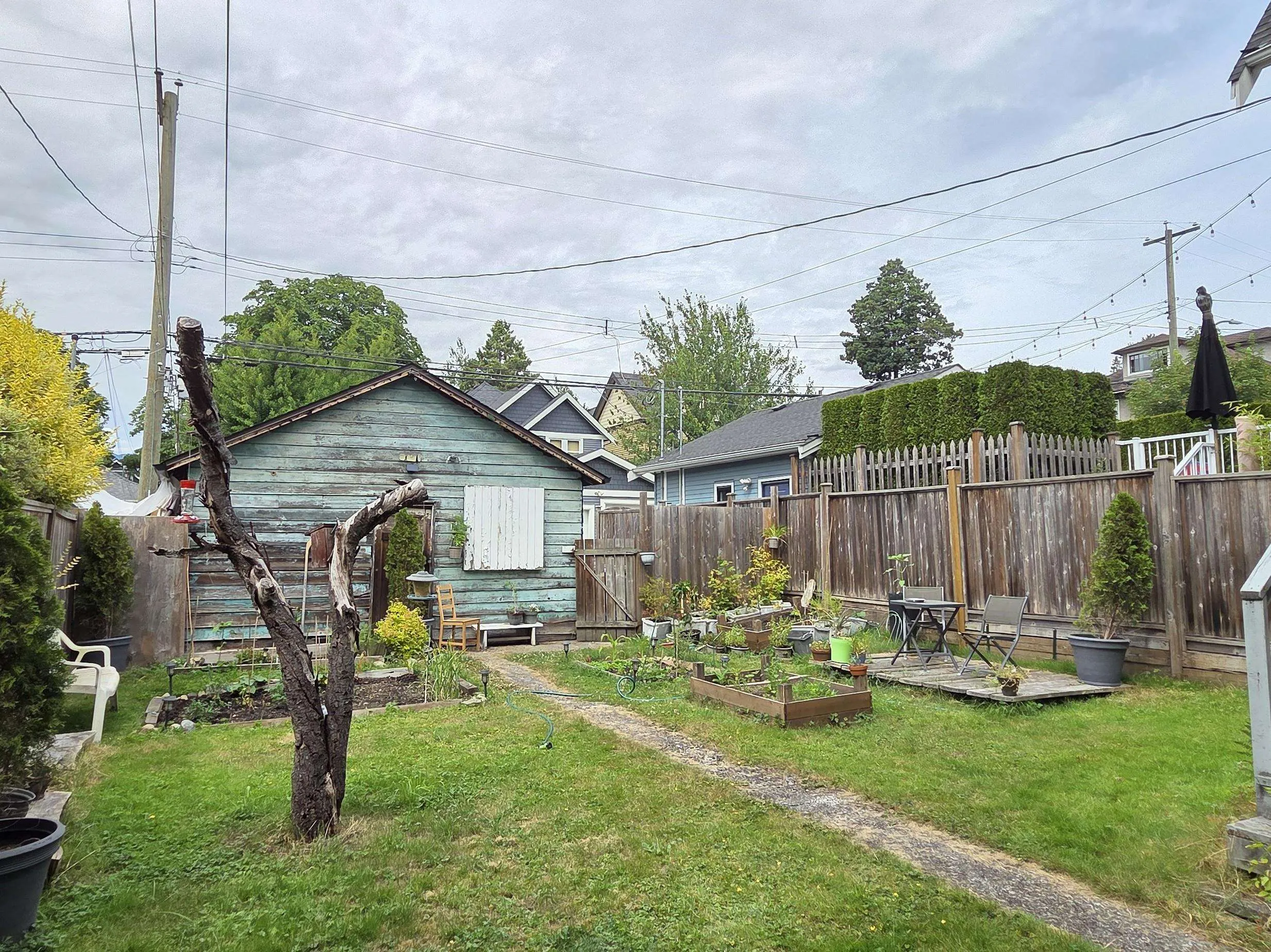 1761 William Street