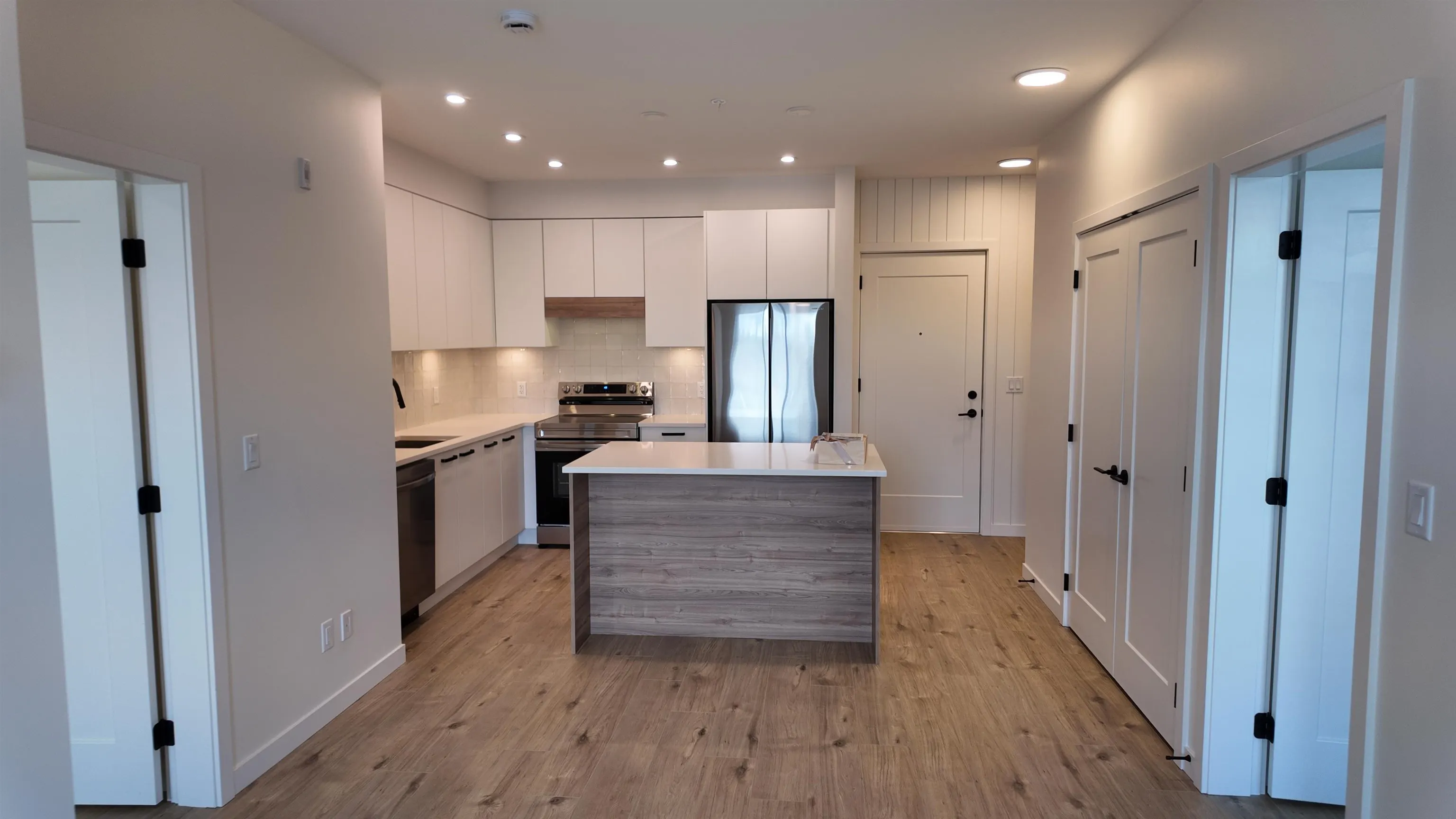 304 33920 Best Avenue