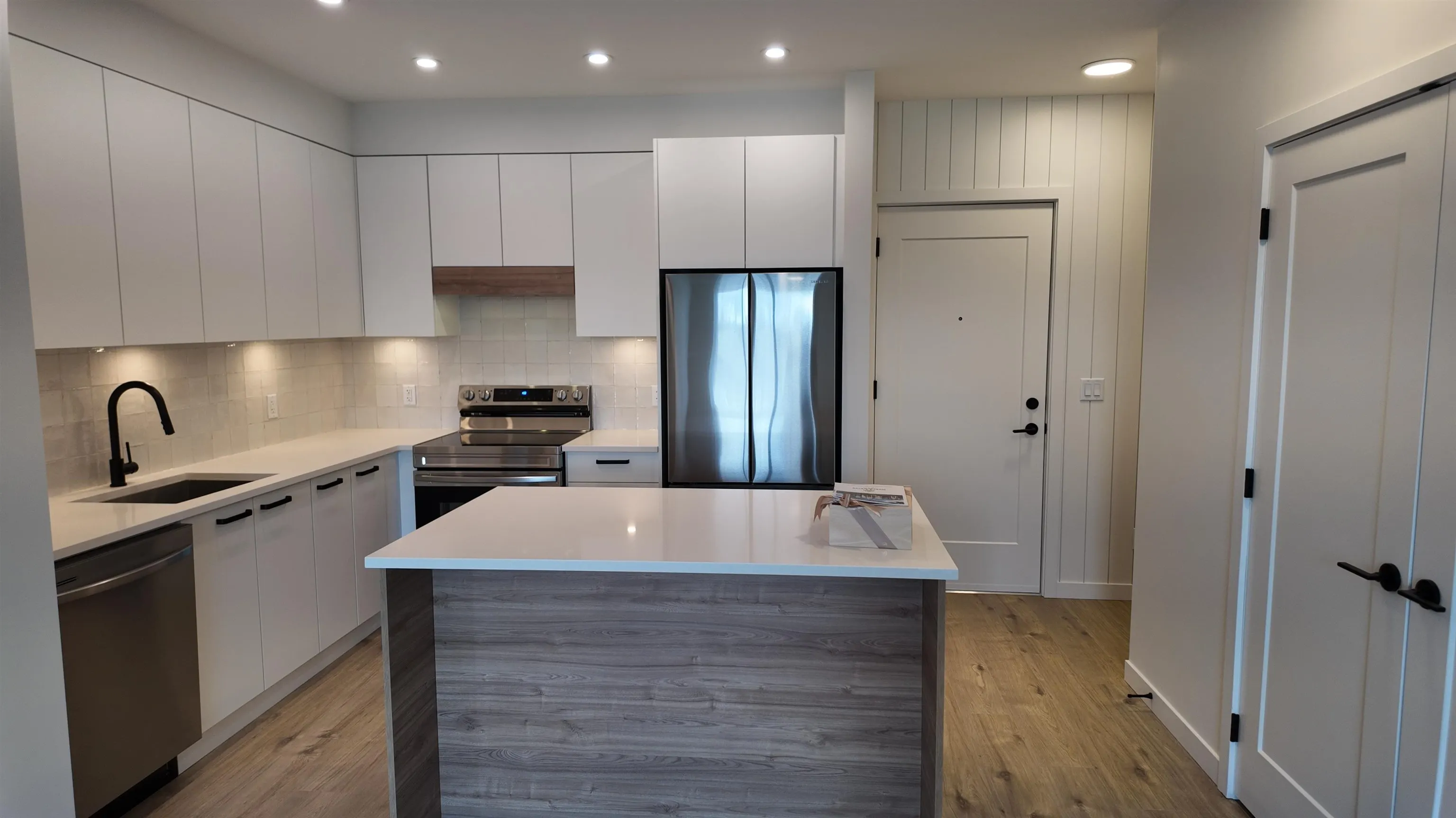 304 33920 Best Avenue