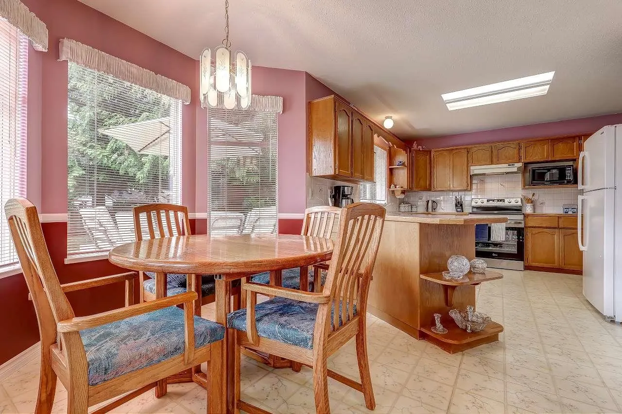 5979 Southpark Grove