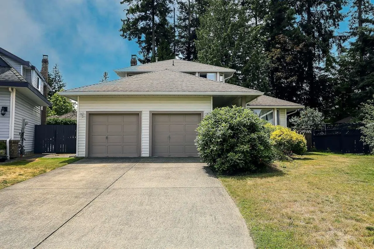 5979 Southpark Grove