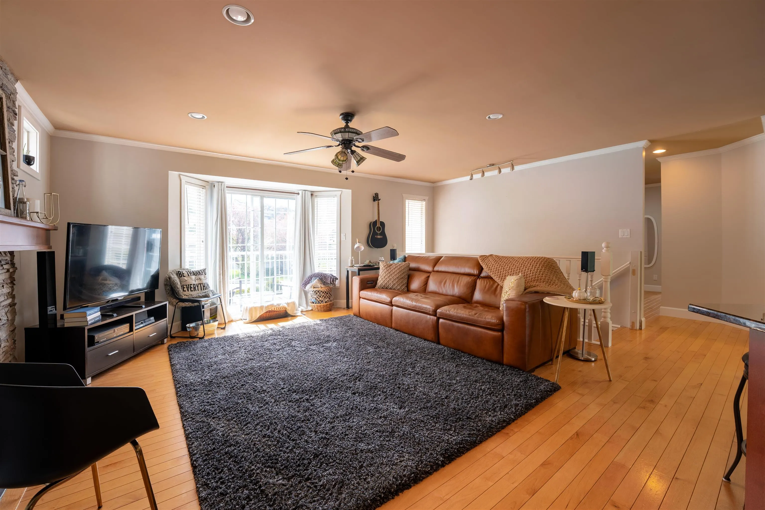 35477 Sandy Hill Road