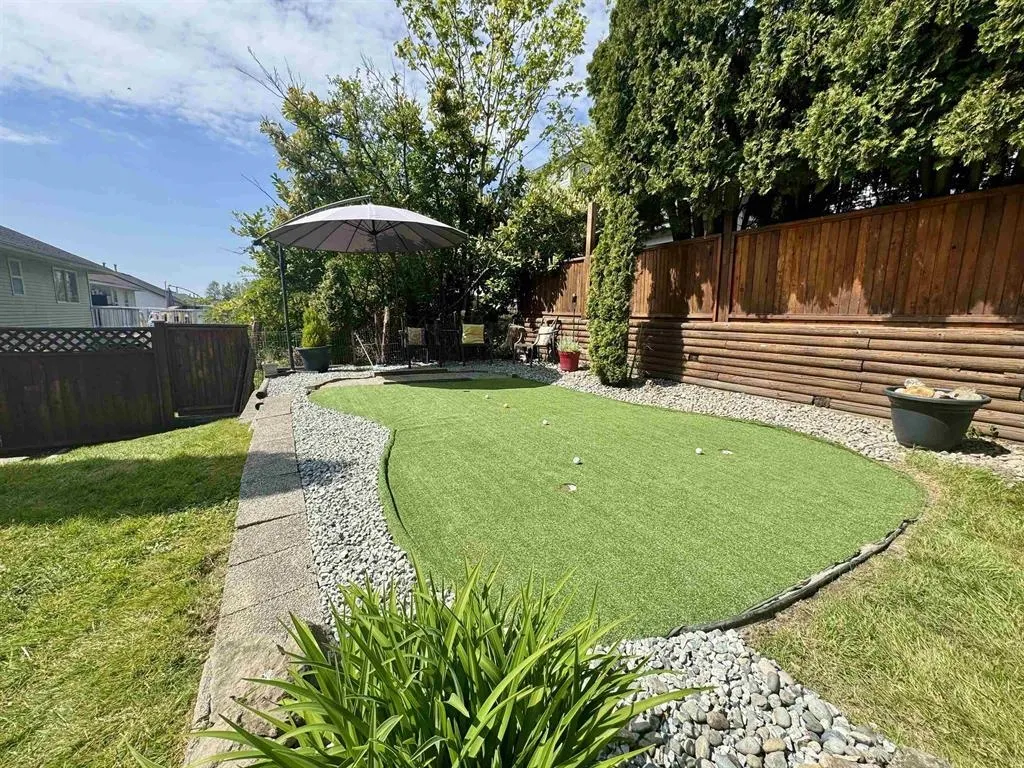 35477 Sandy Hill Road