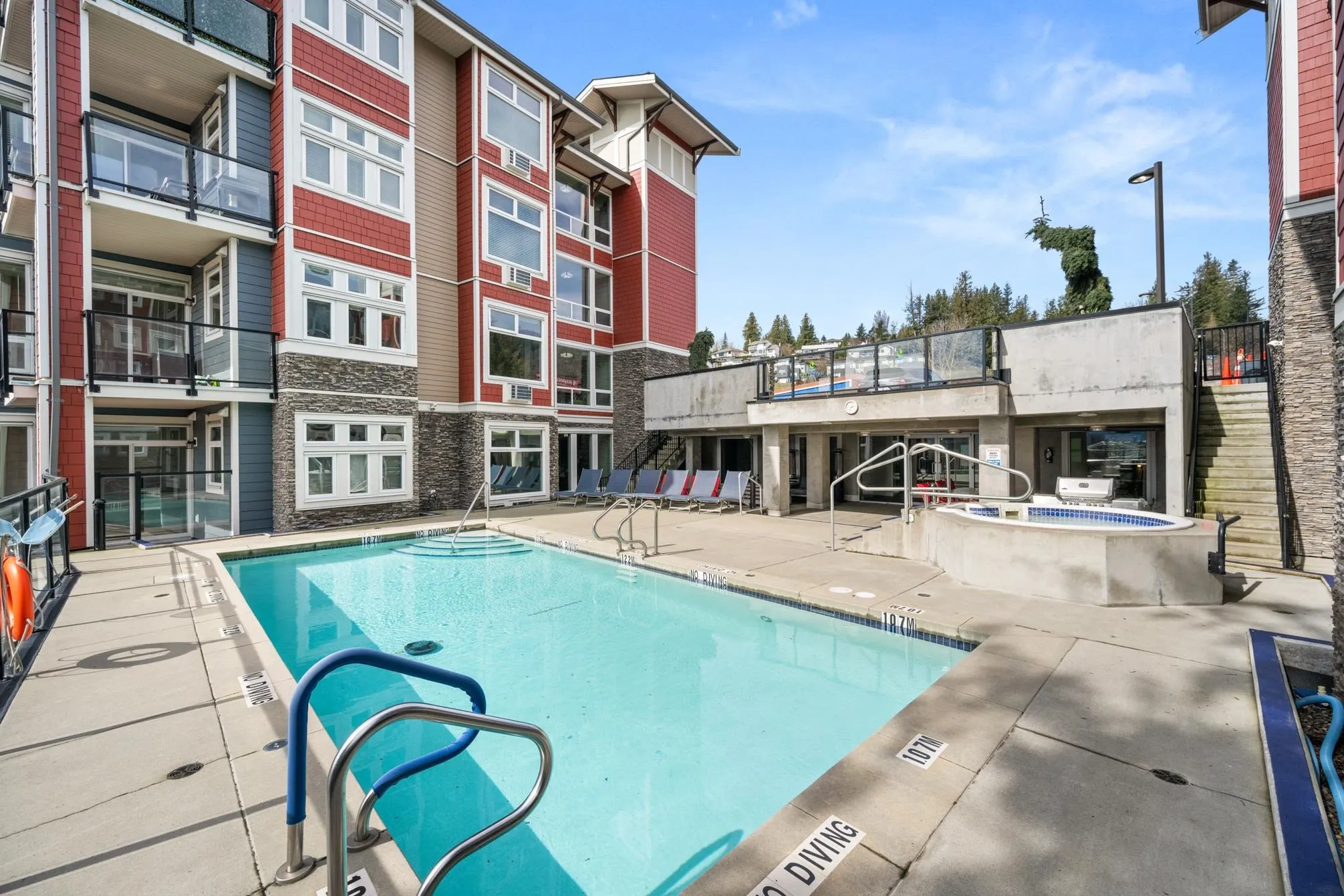 210 2242 Whatcom Road