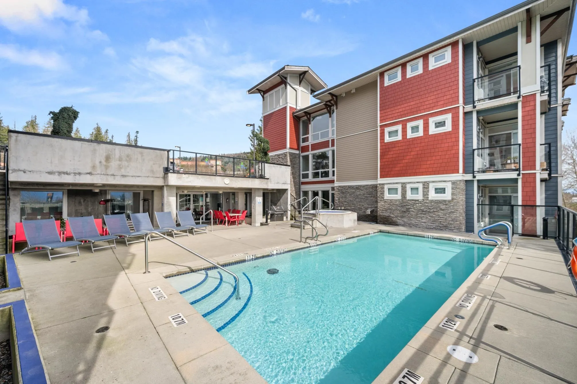 210 2242 Whatcom Road
