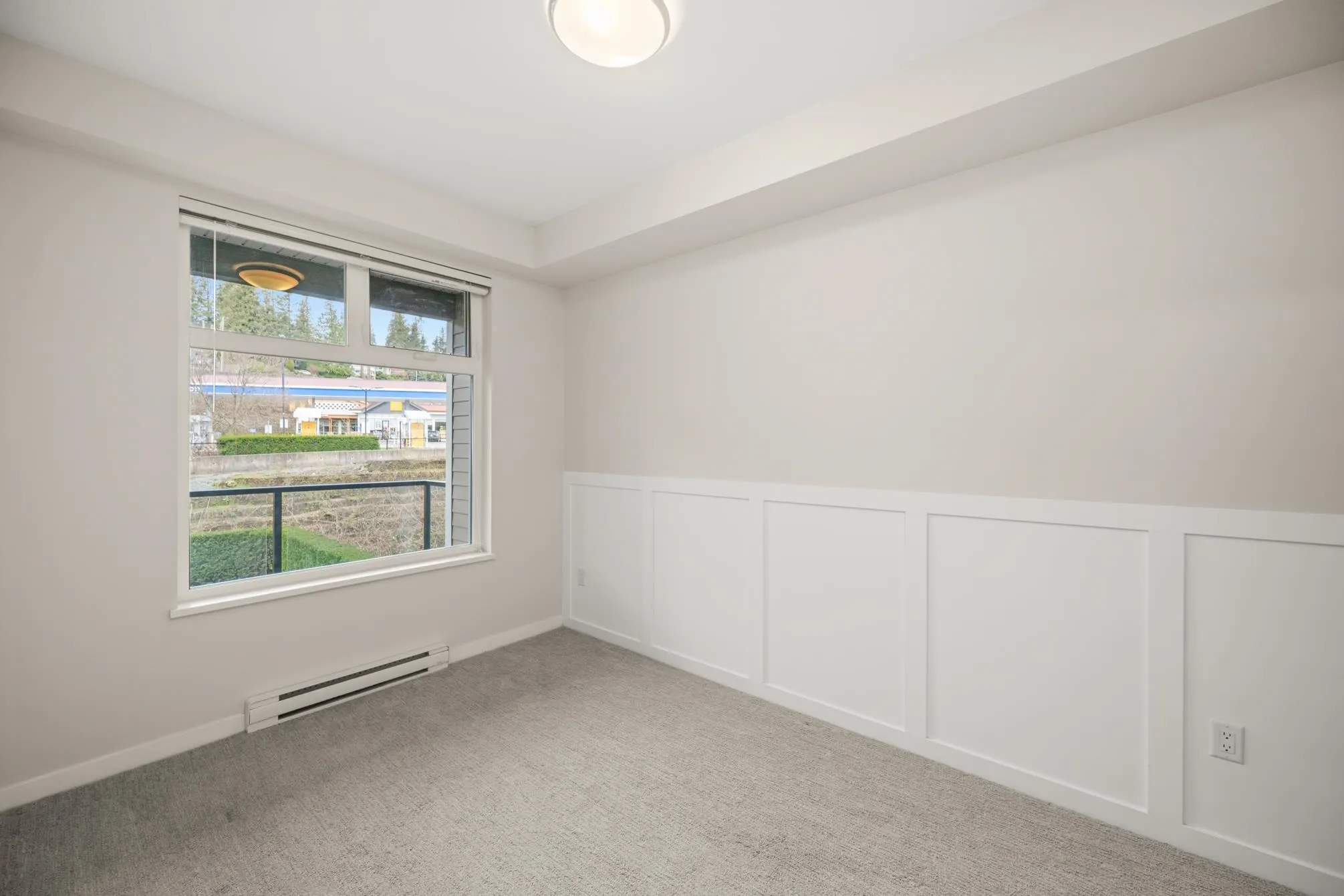 210 2242 Whatcom Road