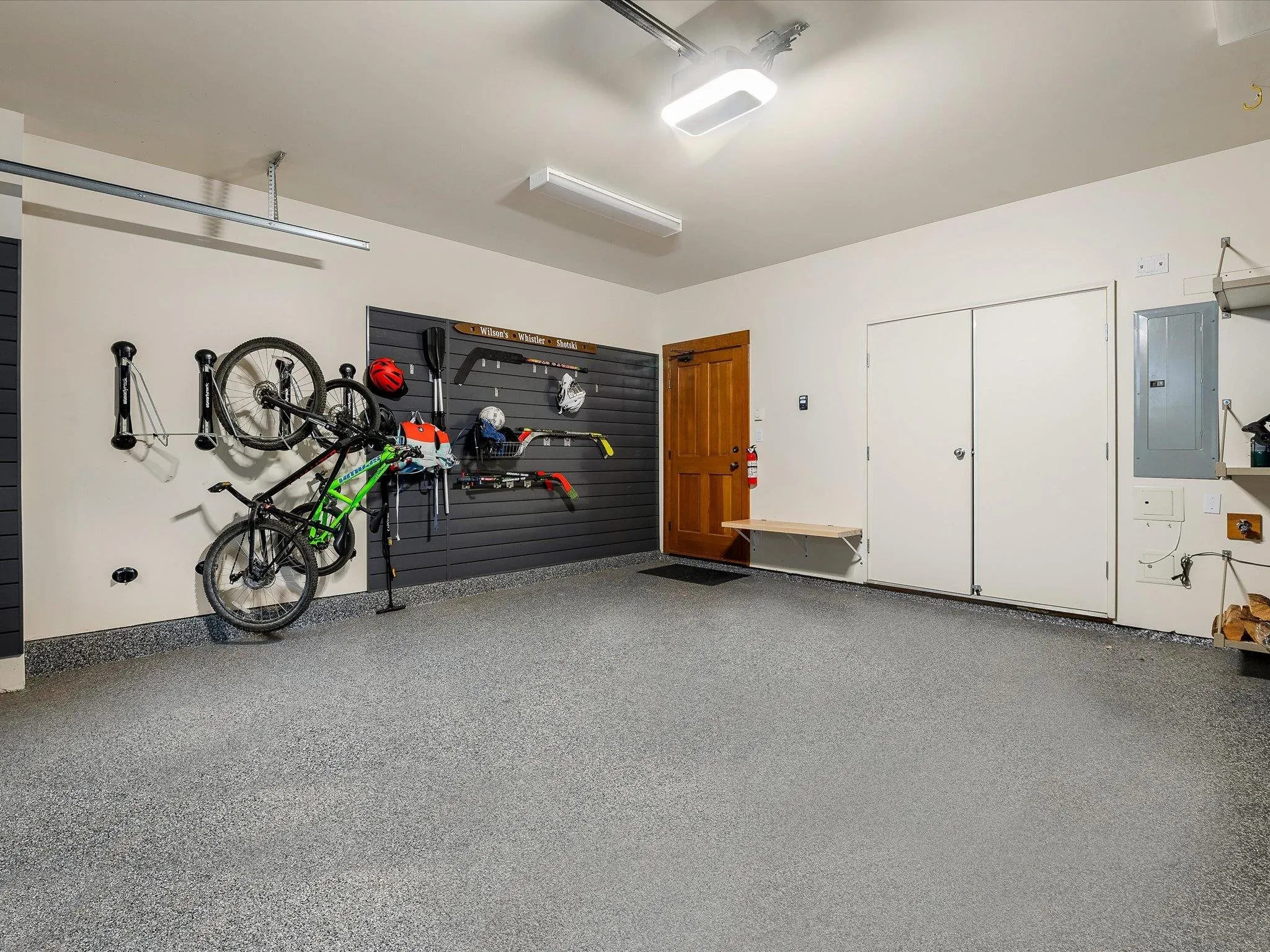 1 4668 Blackcomb Way
