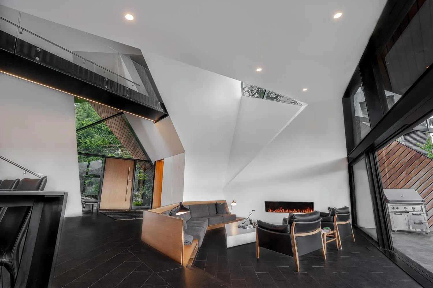 3801 Sunridge Place