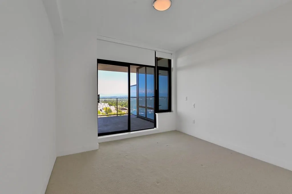 1902 1588 Johnston Road