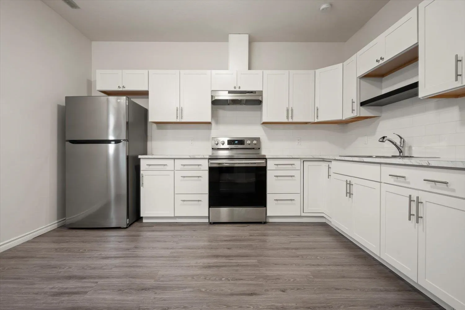 3552 Bassano Terrace
