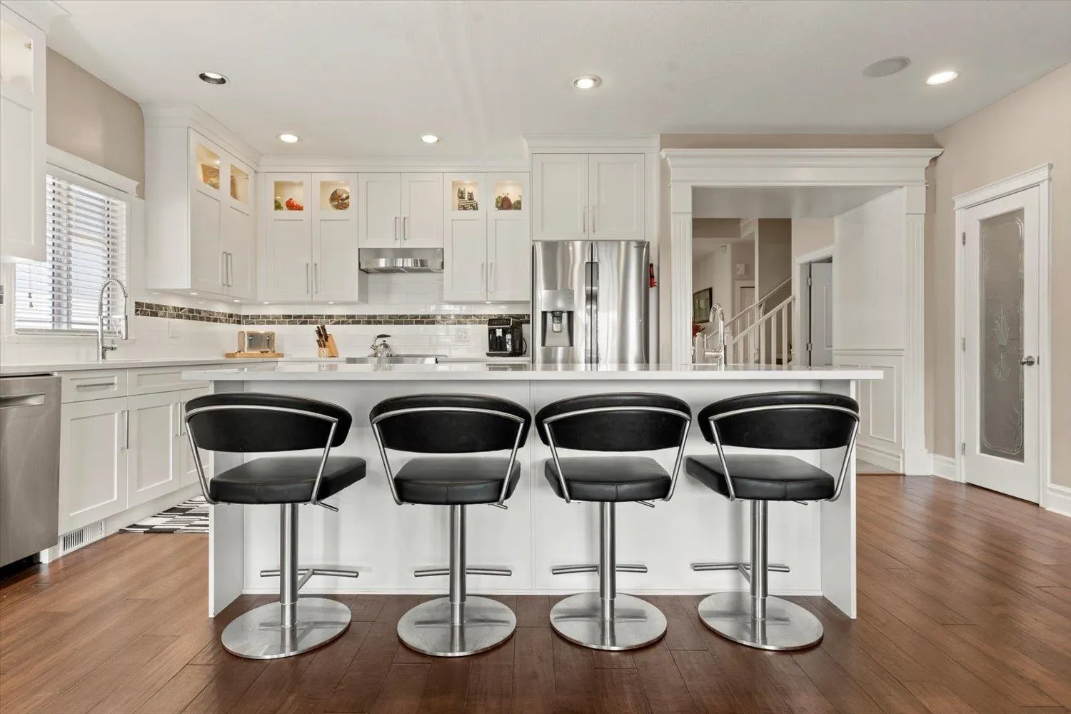 3552 Bassano Terrace