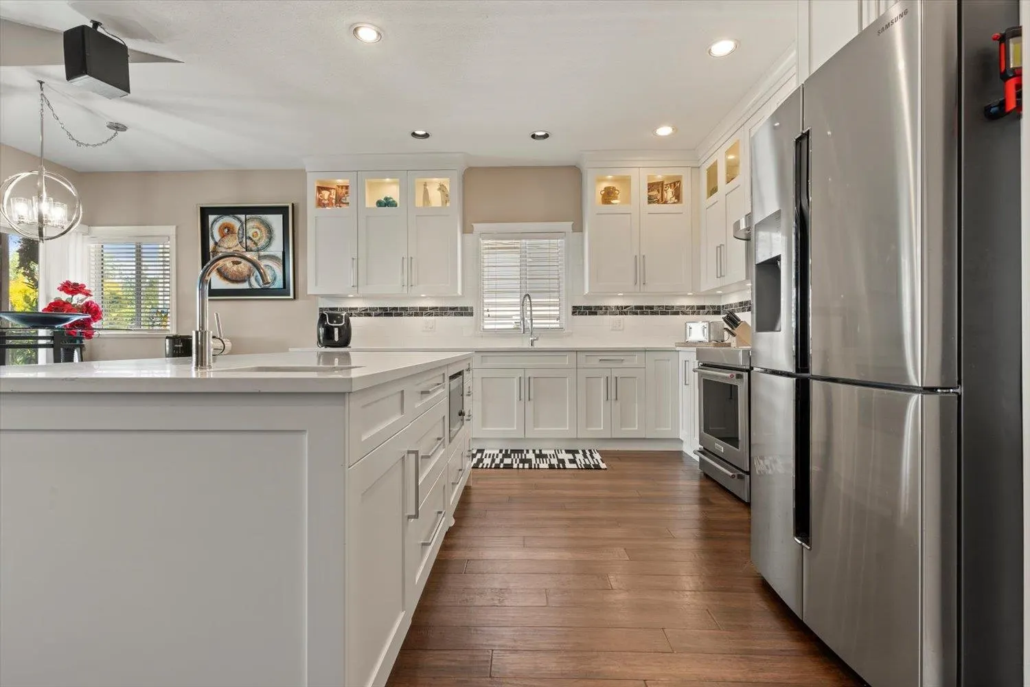 3552 Bassano Terrace