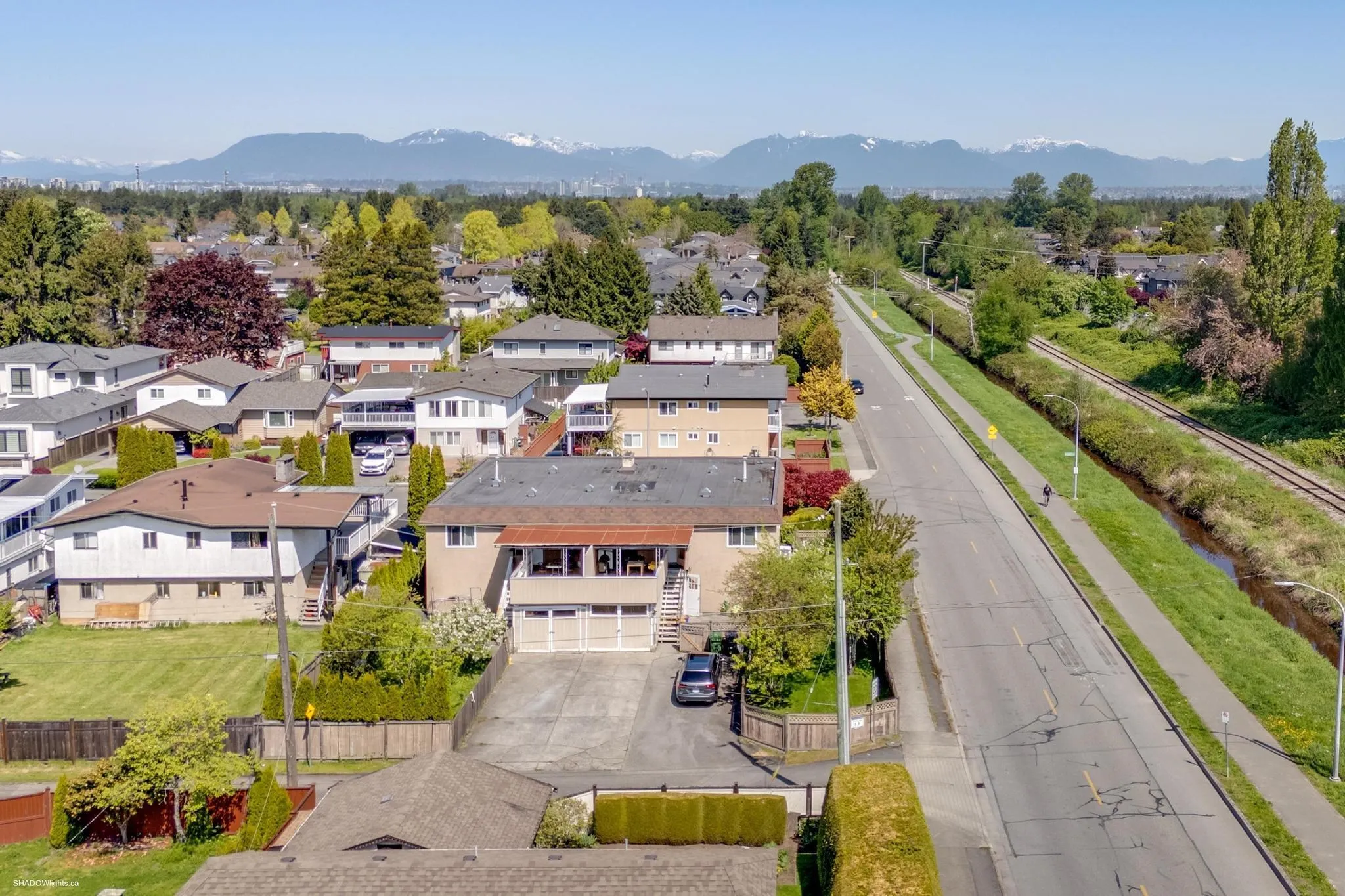 10900 10920 Anahim Drive