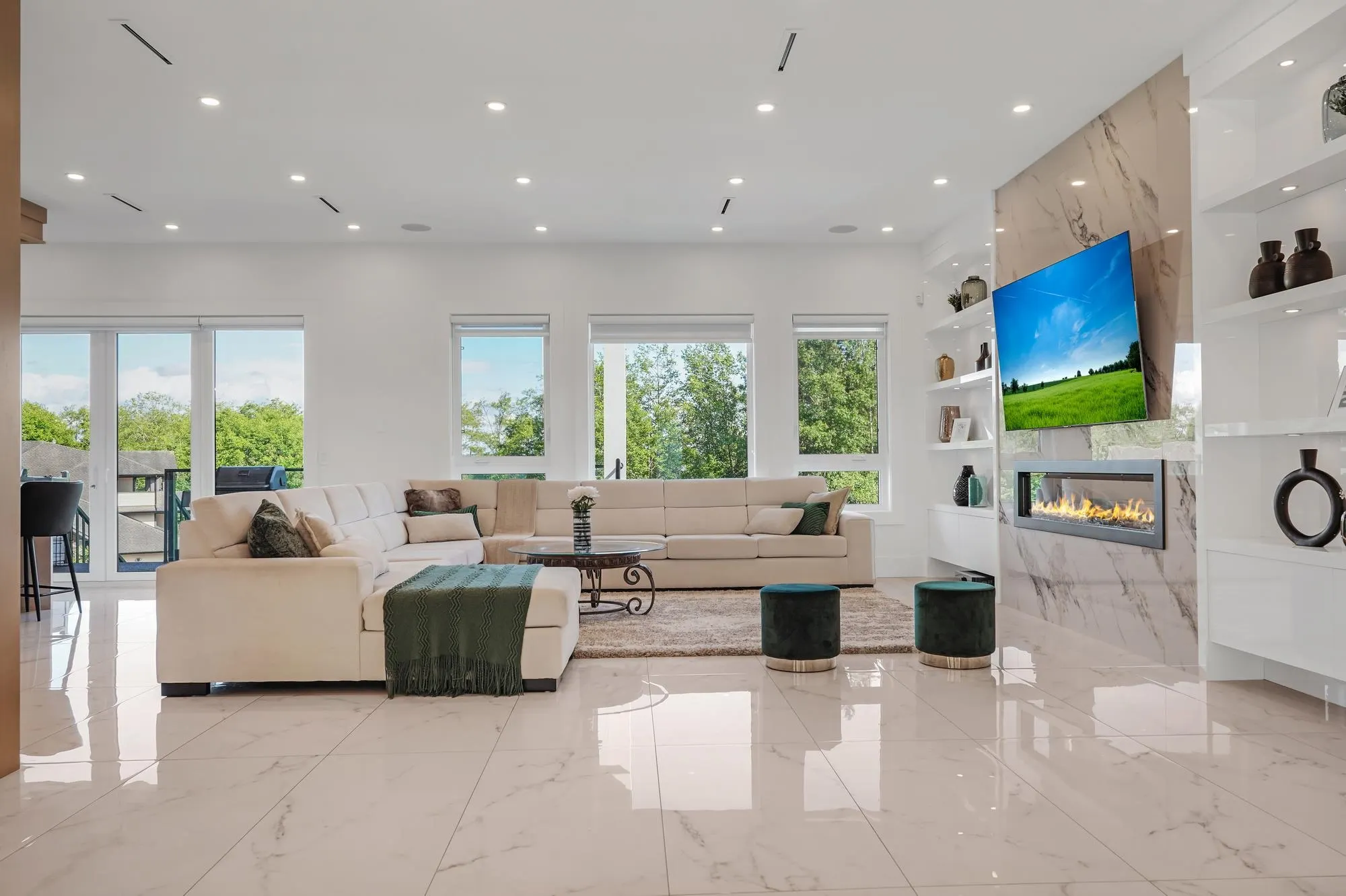 12958 Southridge Drive