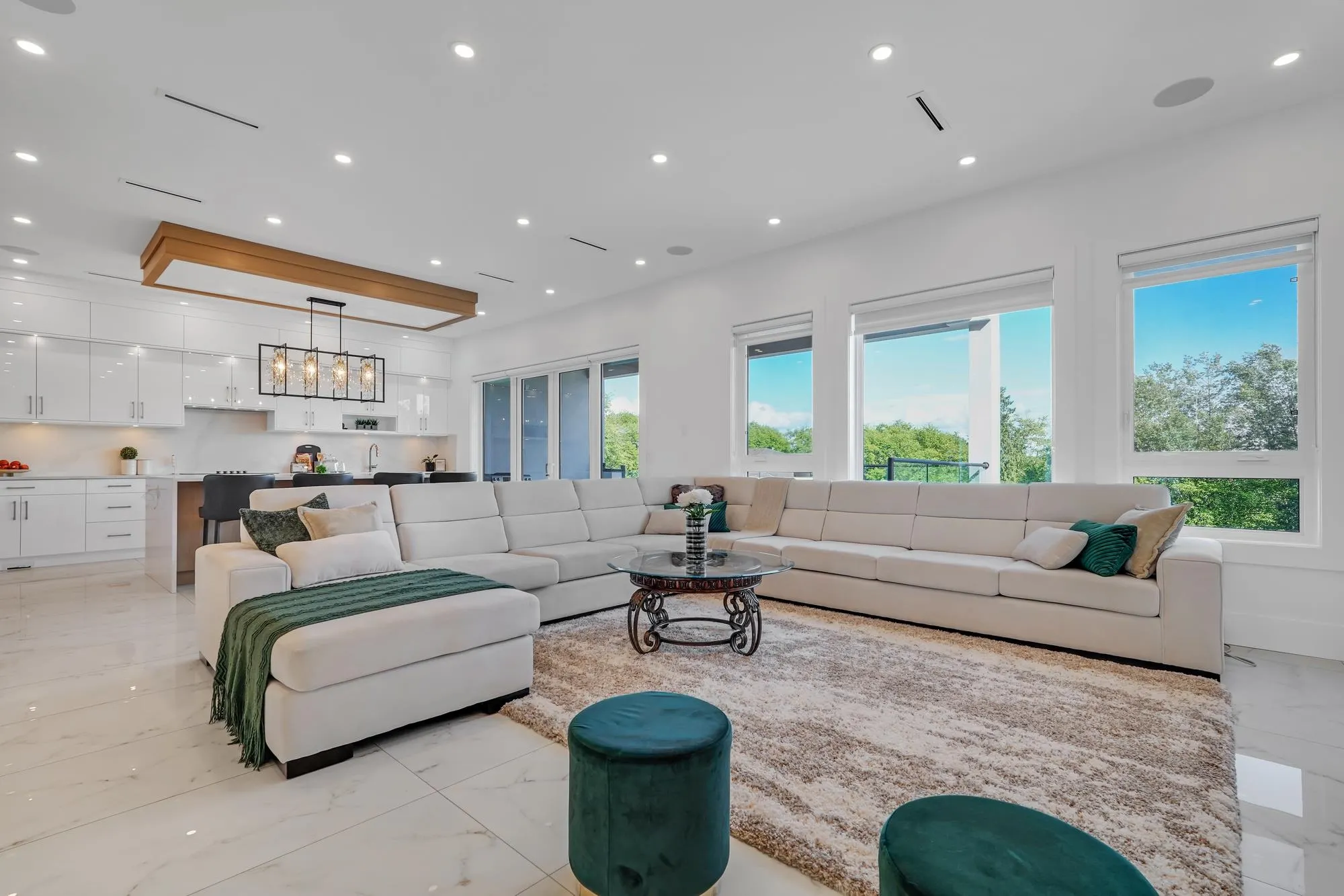 12958 Southridge Drive