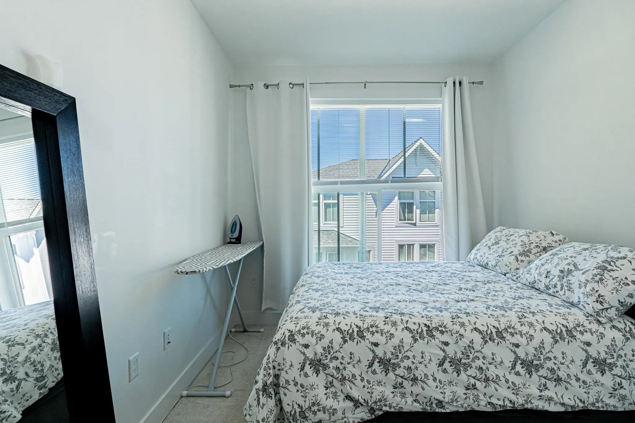 56 4638 Orca Way