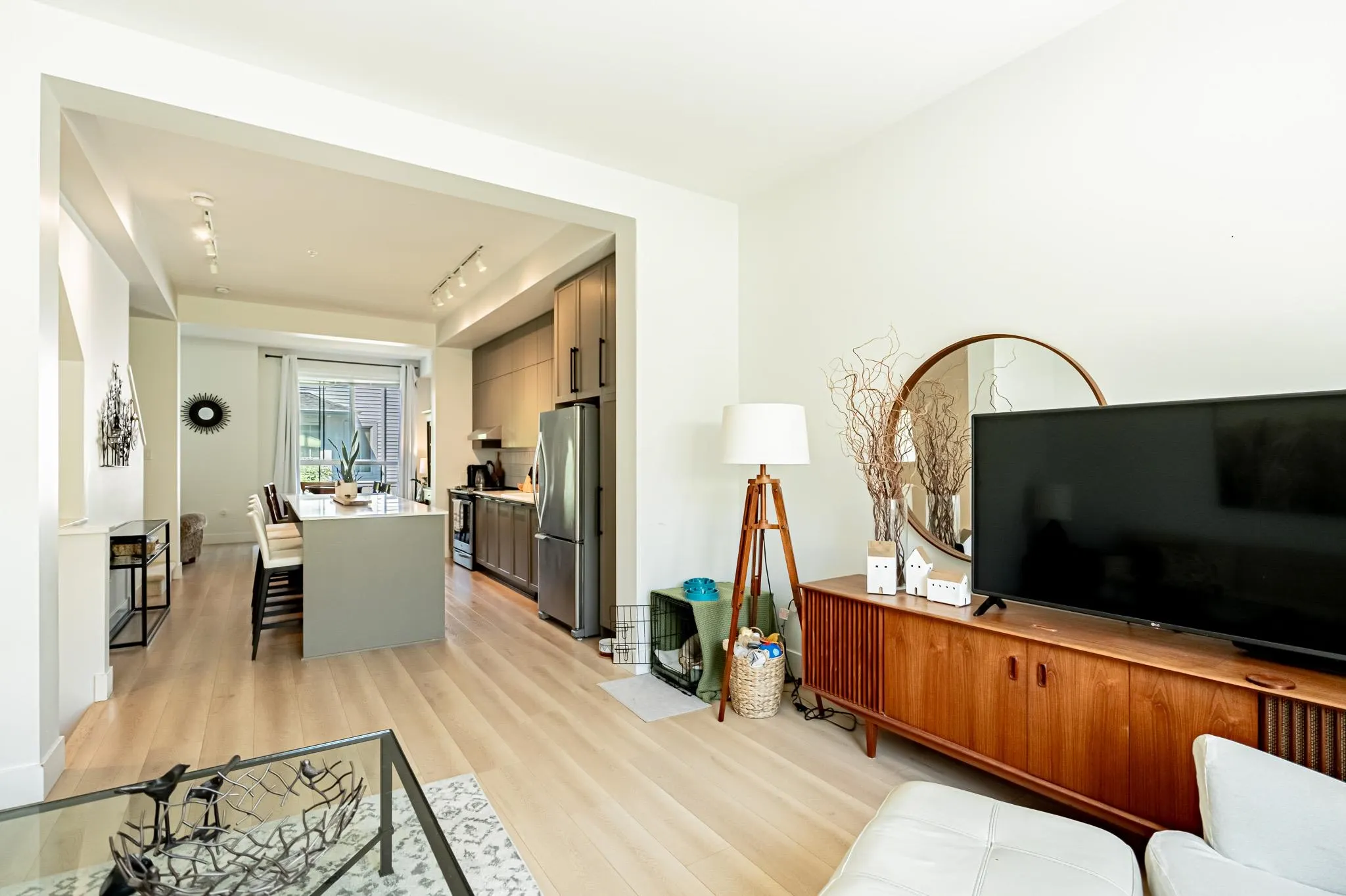 56 4638 Orca Way
