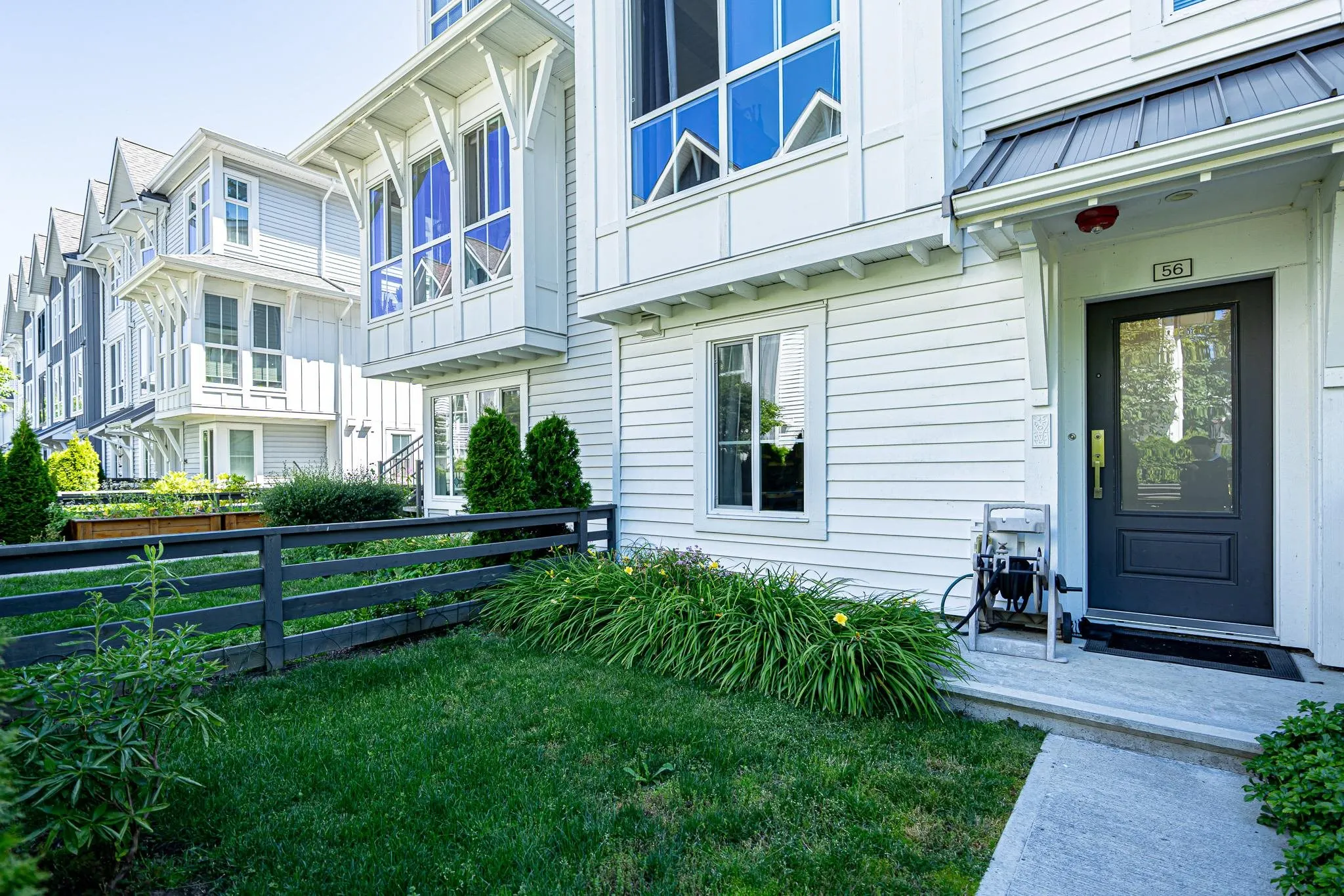 56 4638 Orca Way