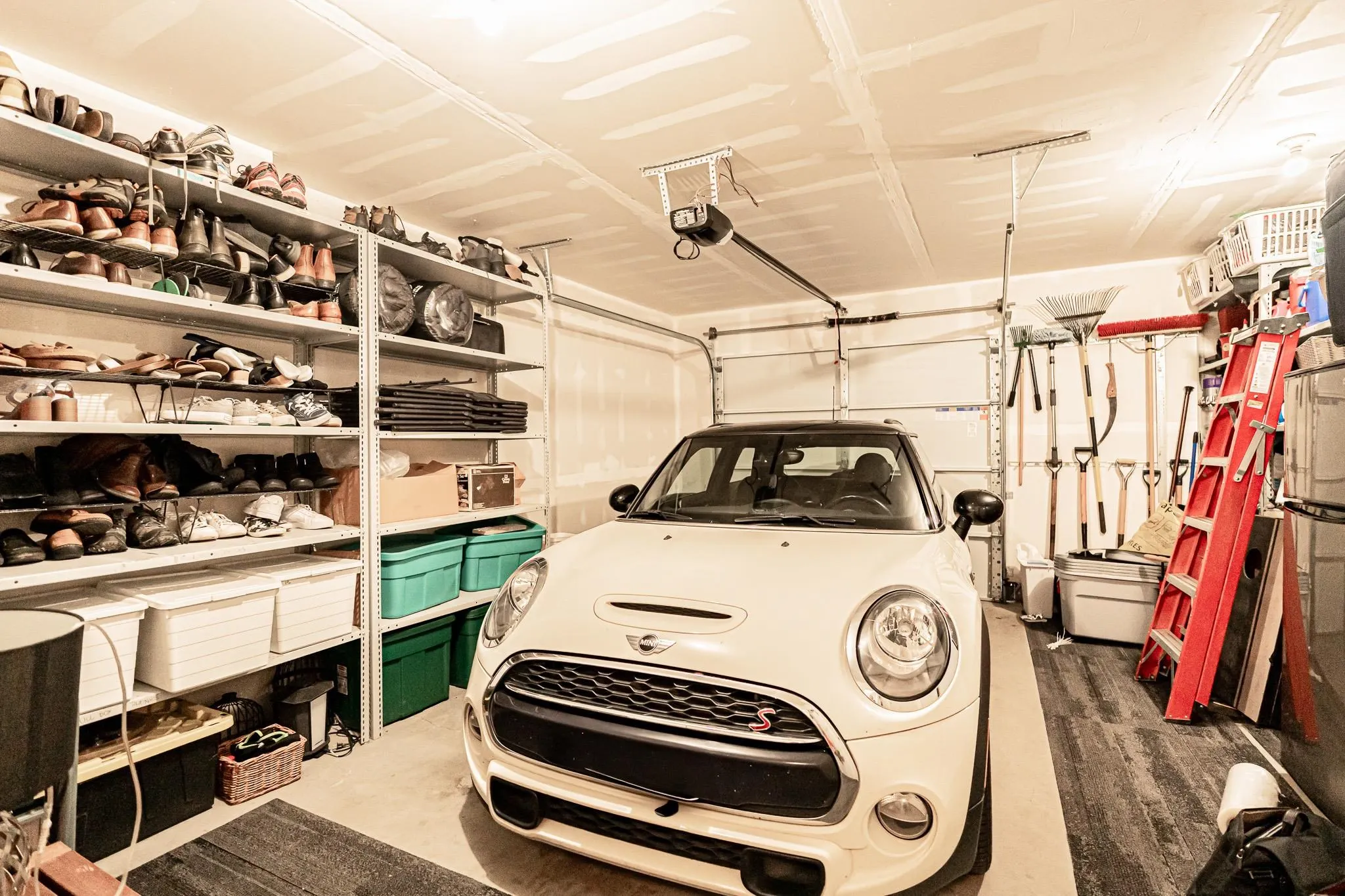 56 4638 Orca Way