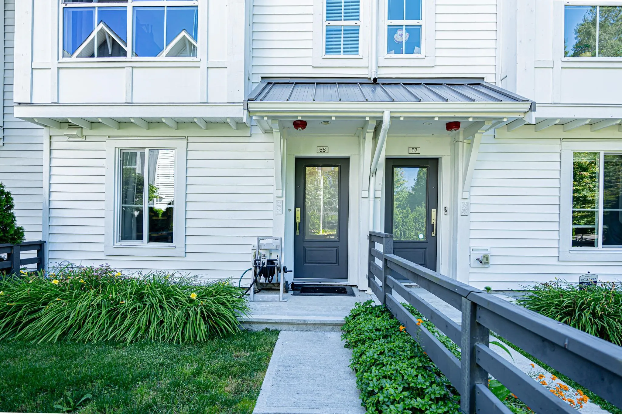 56 4638 Orca Way