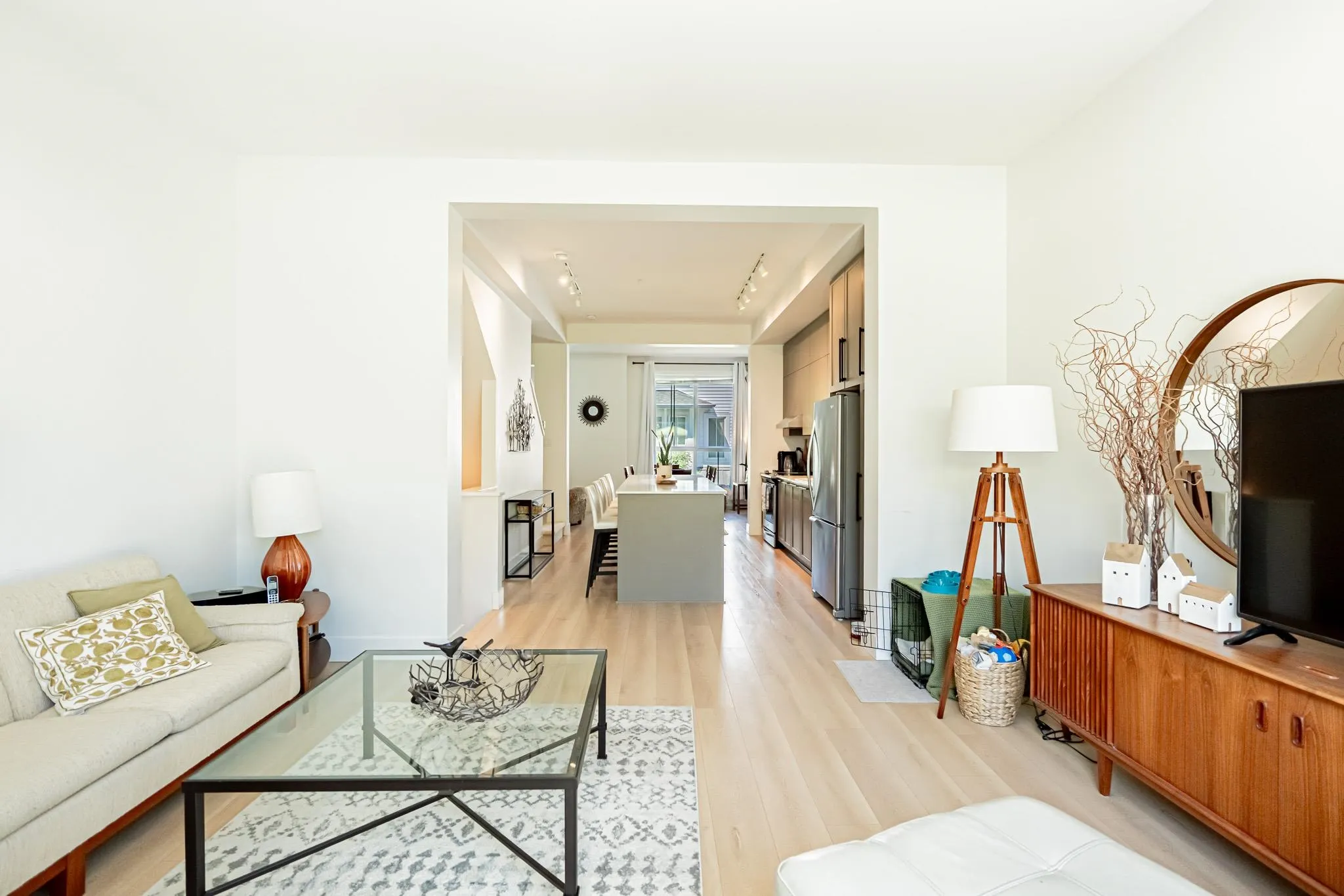 56 4638 Orca Way