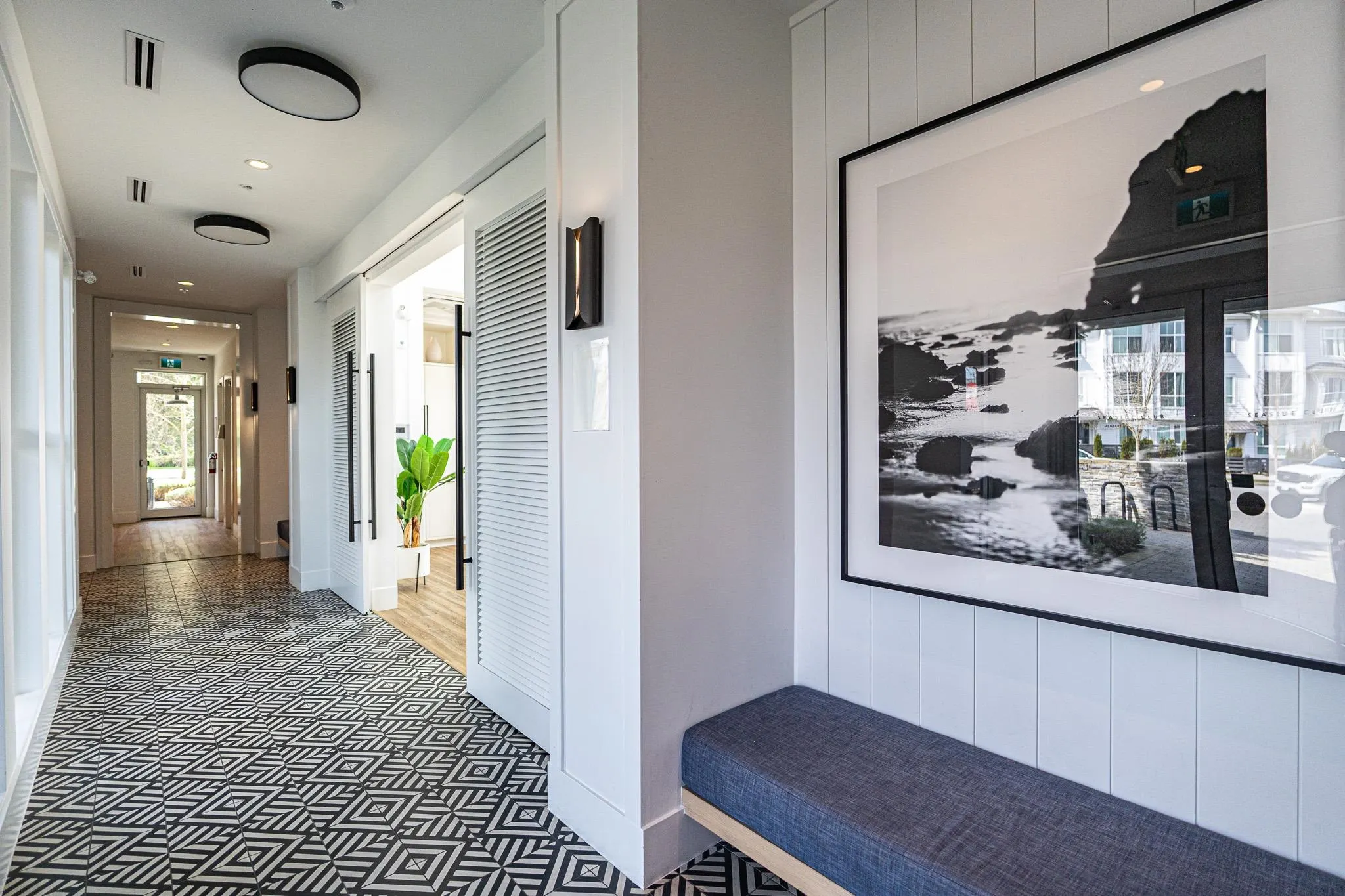 56 4638 Orca Way