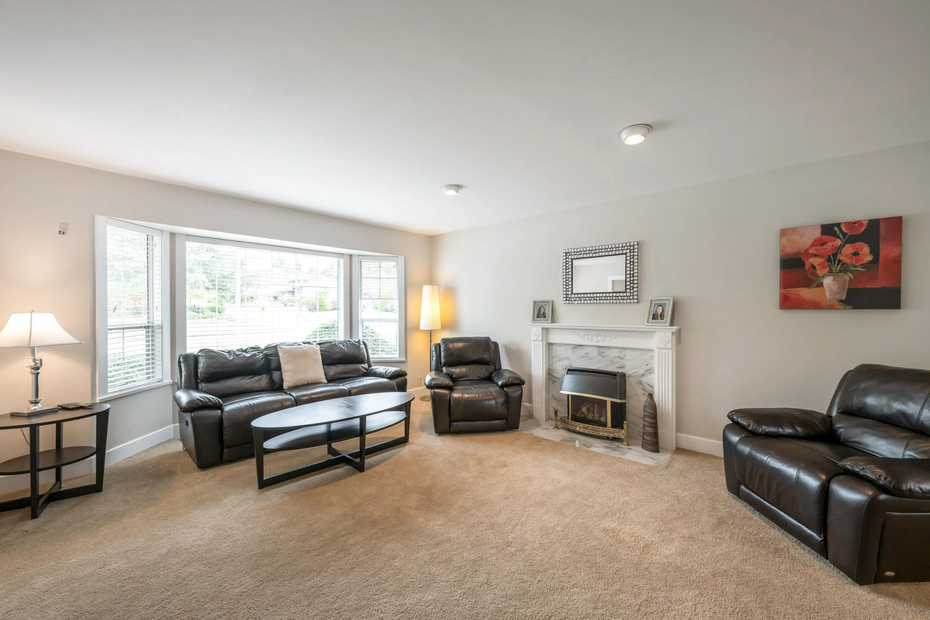 5644 E Sunrise Crescent