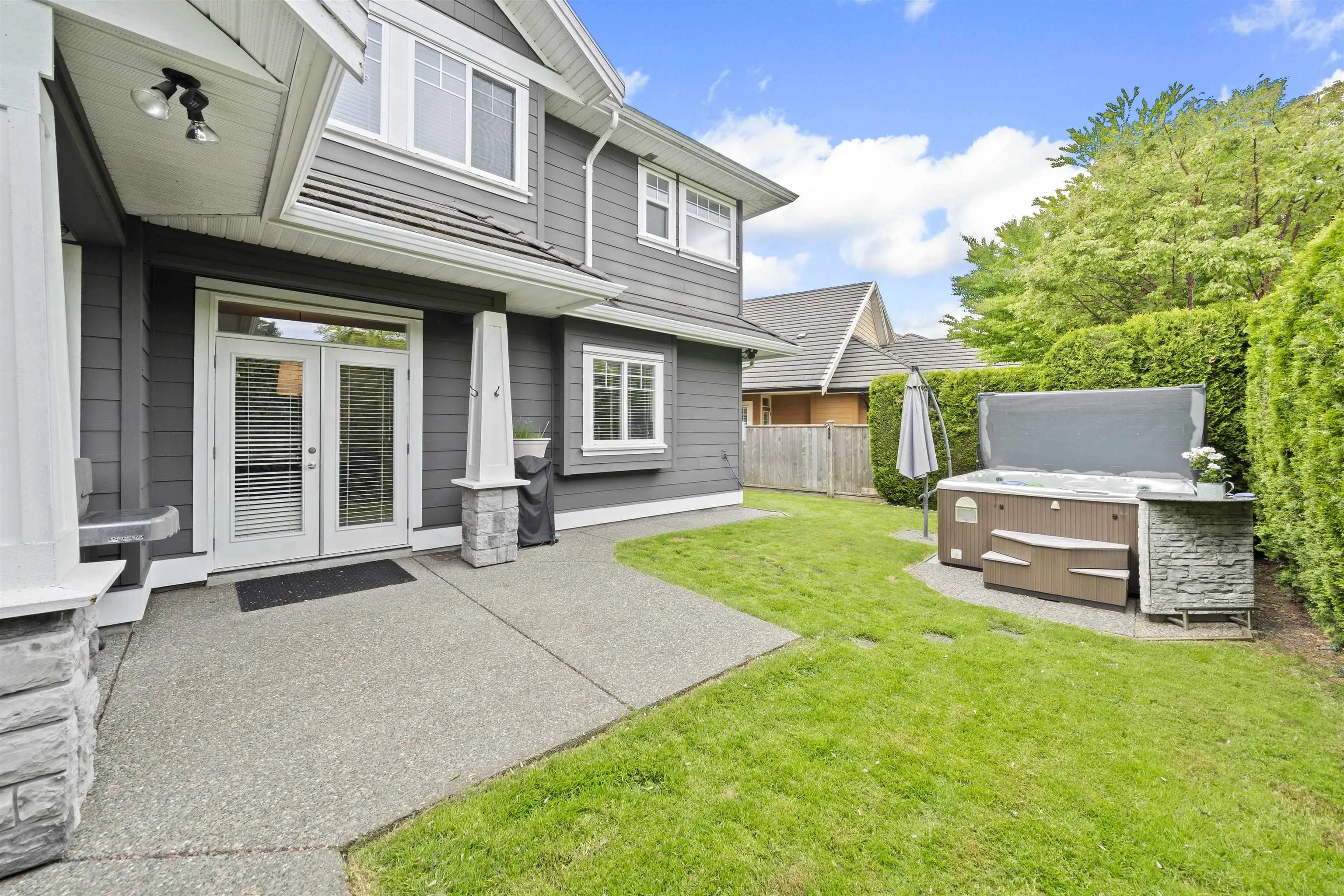 5834 Cove Link Road