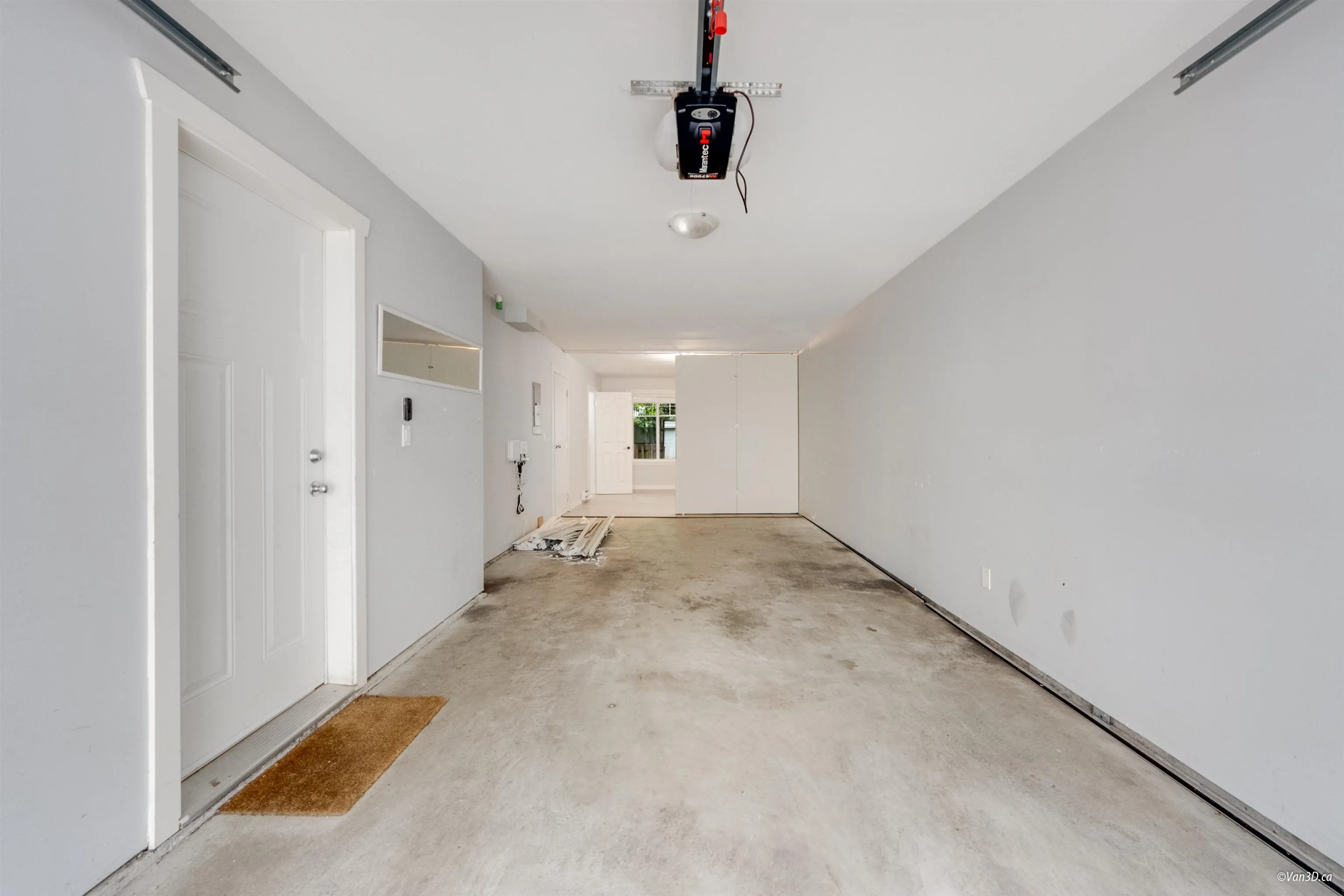 40 15399 Guildford Drive