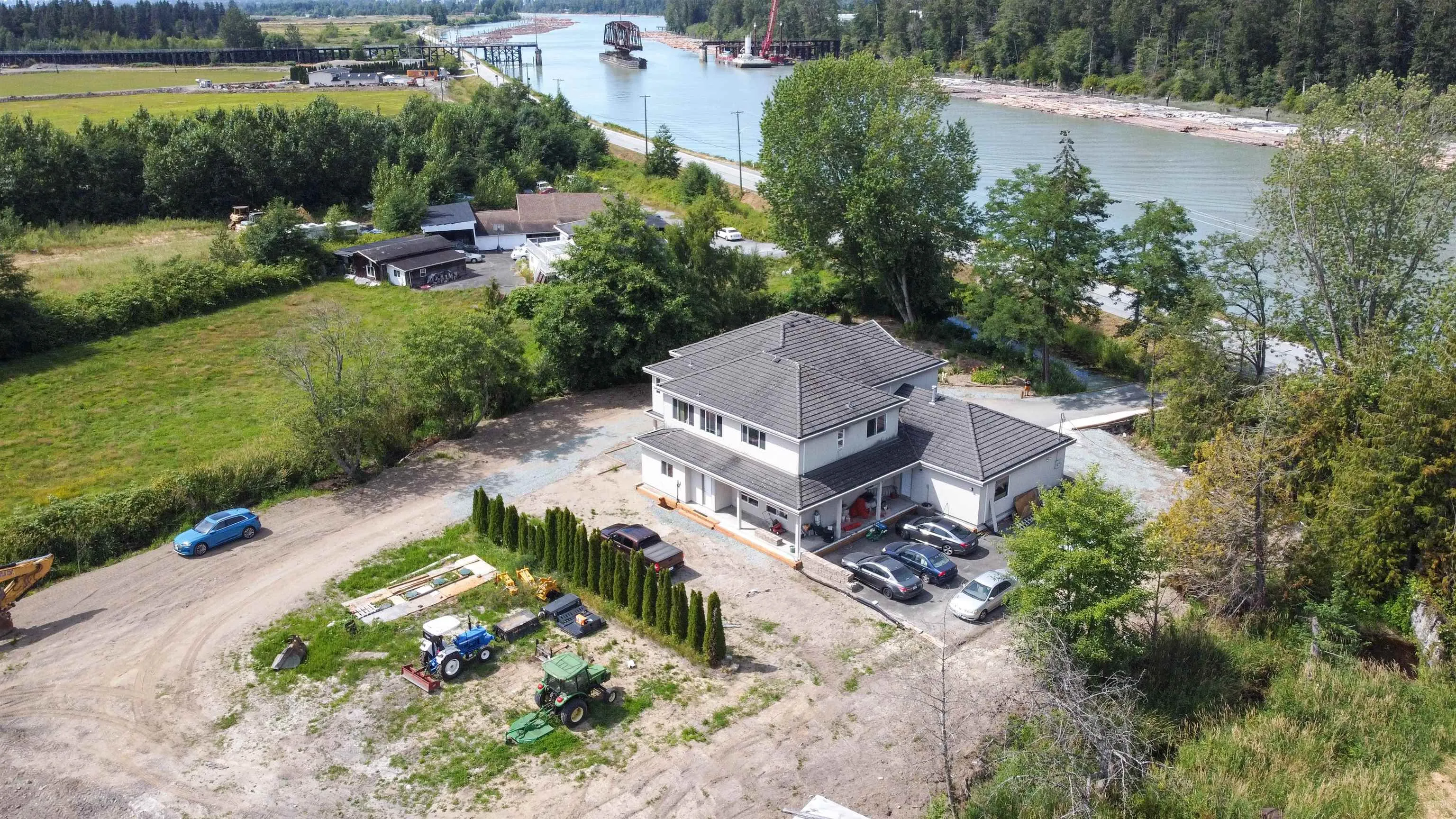 21800 River Road
