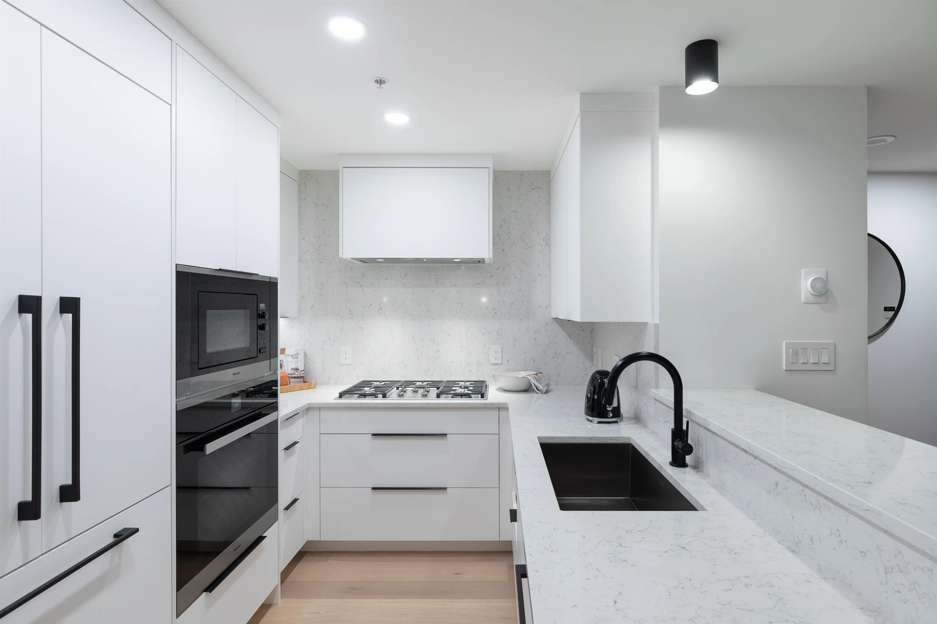 TH23 1281 W Cordova Street