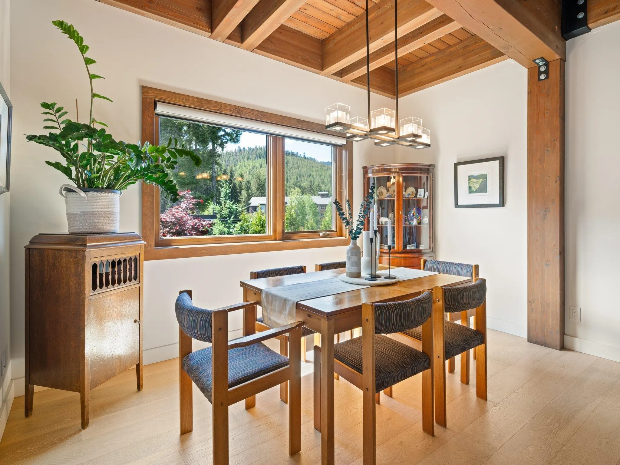 1209 Mount Fee Road